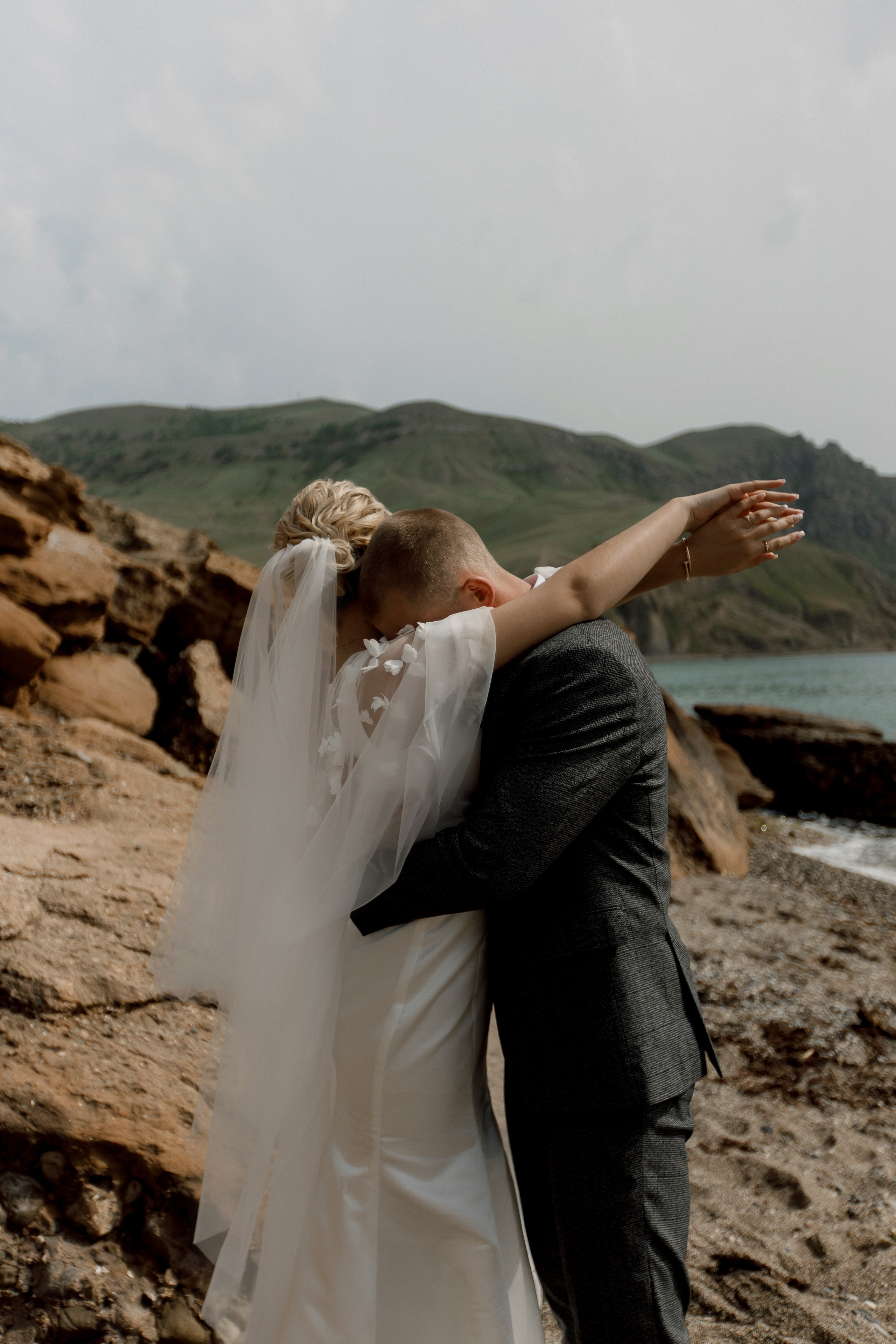 Денис и Алина. Белый замок. Фотограф Анна Лейман. Севастополь