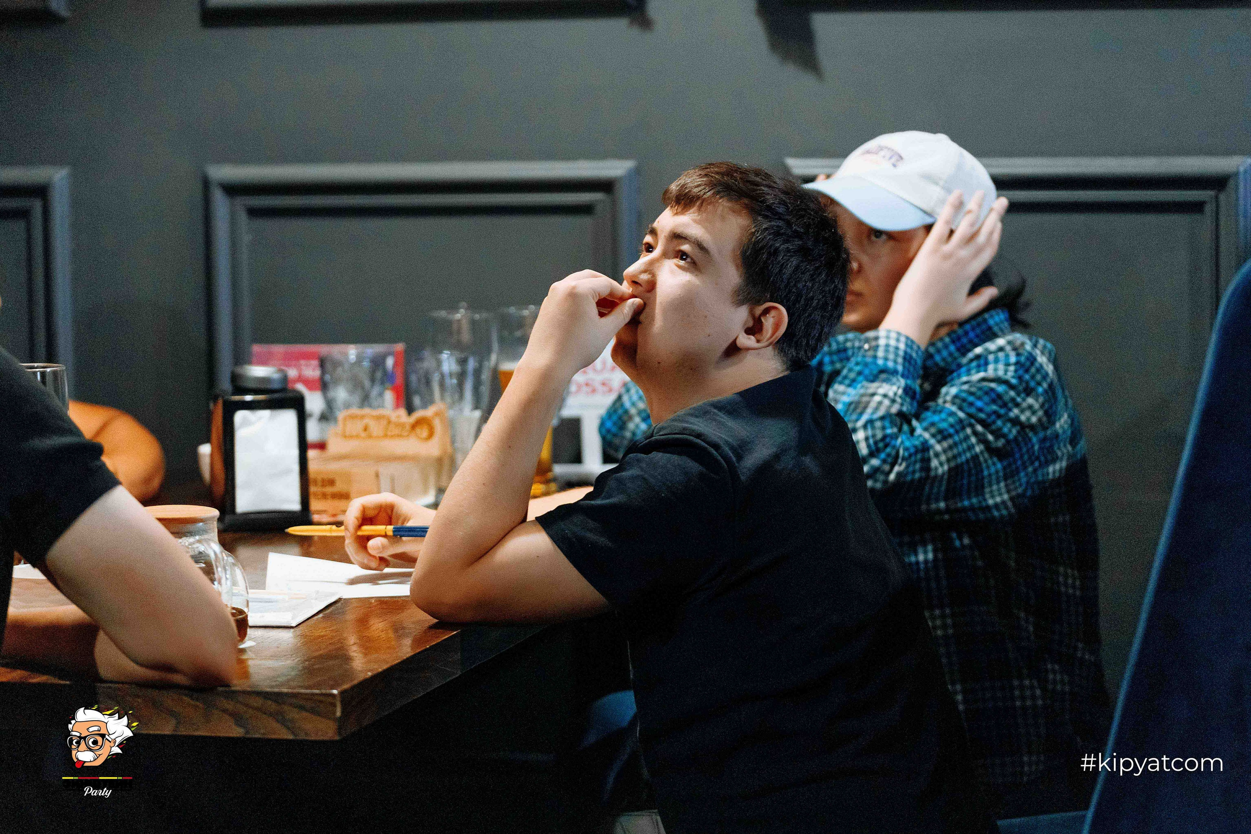 Эйнштейн Party