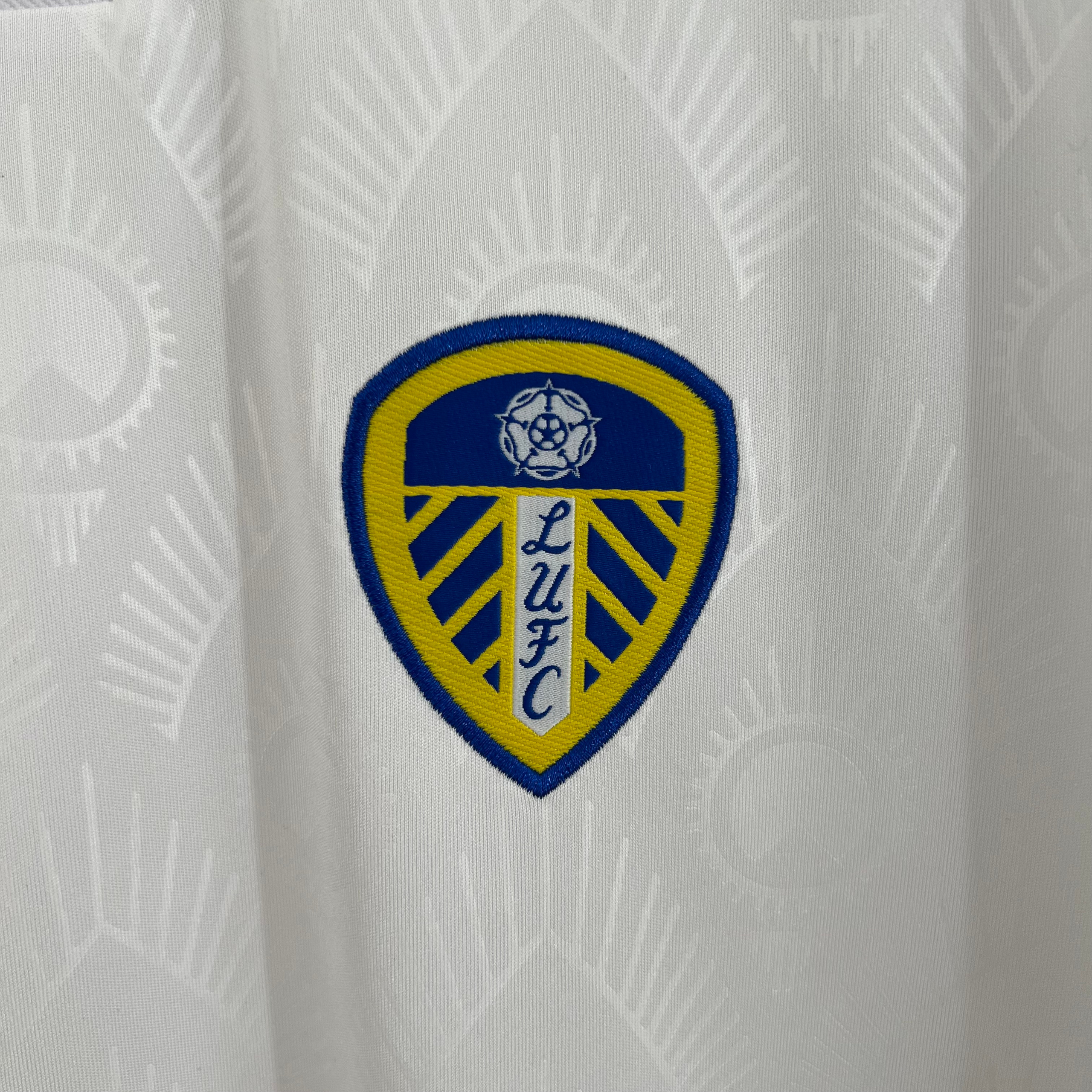 Купить футболку Leeds United. Футбольный магазин — ssw_magazin