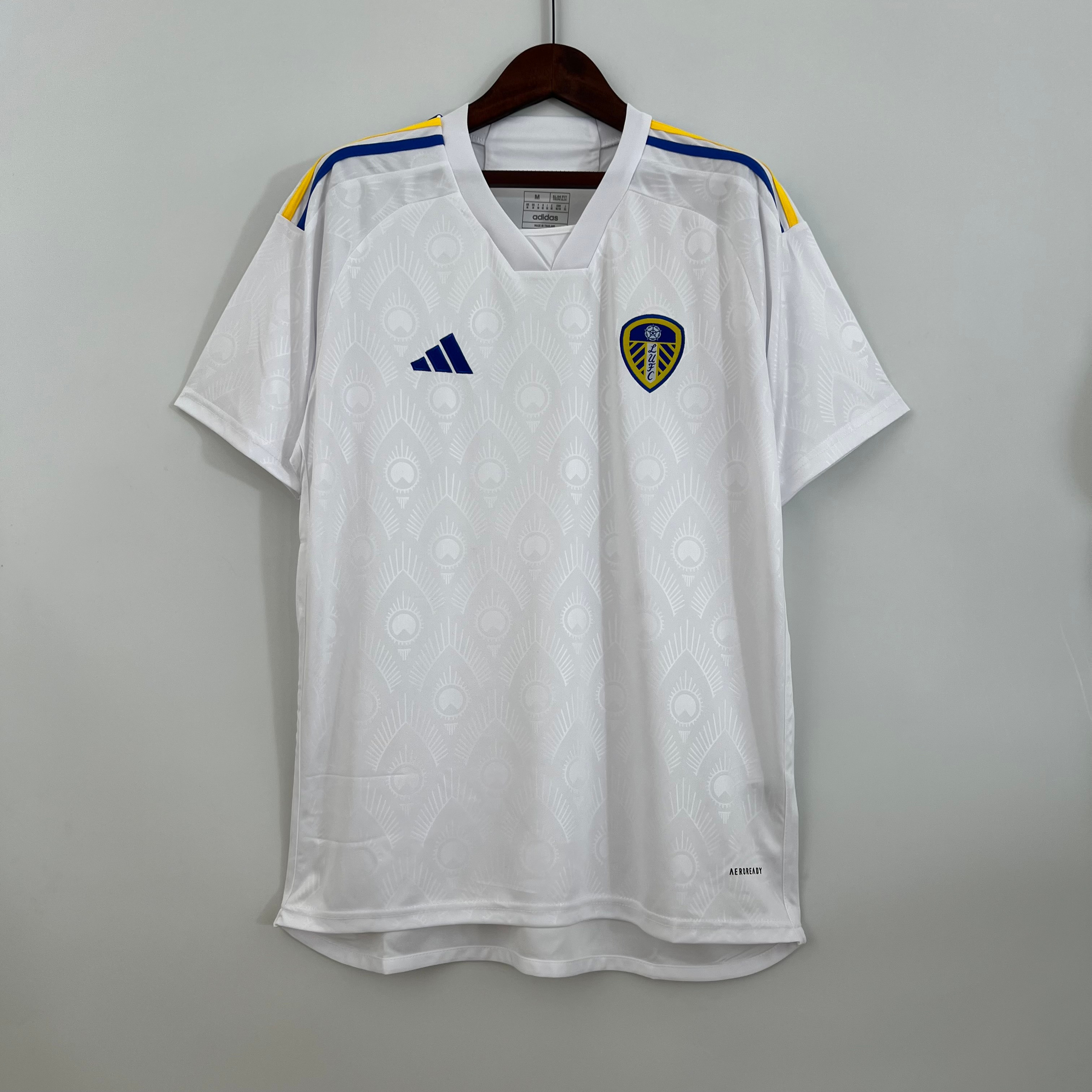 Купить футболку Leeds United. Футбольный магазин — ssw_magazin