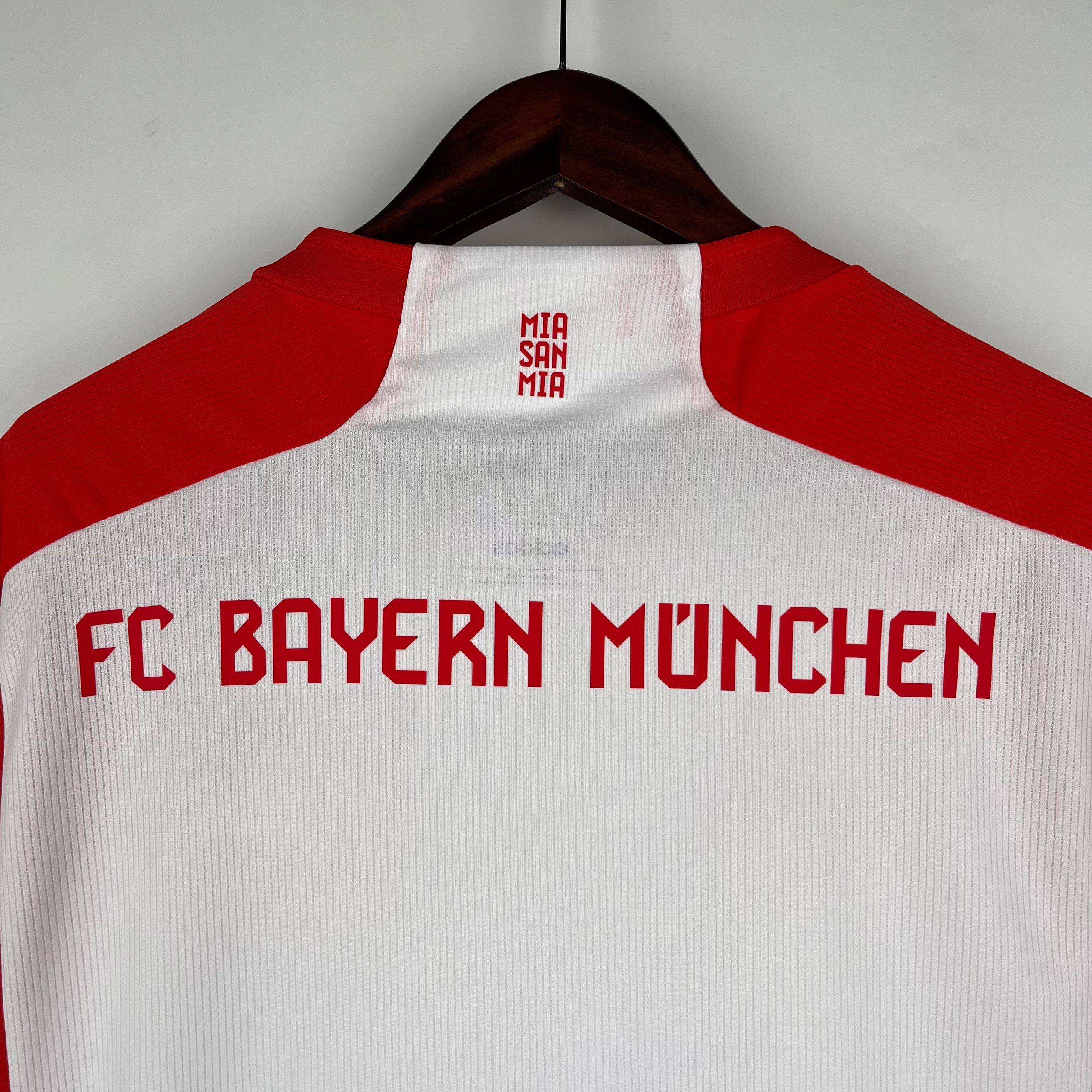 Заказать джерси Bayern Munich. Футбольный магазин — ssw_magazin