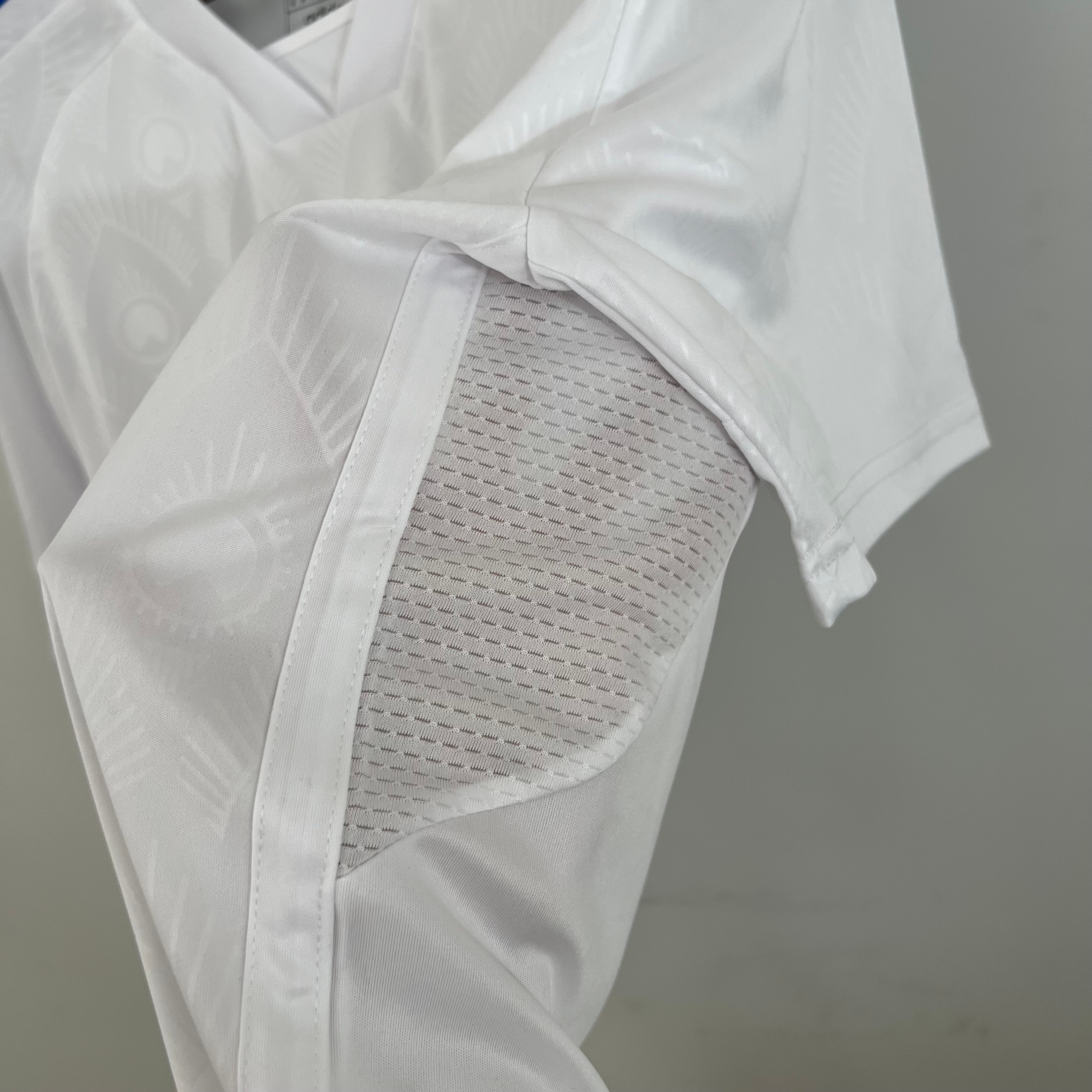 Купить футболку Leeds United. Футбольный магазин — ssw_magazin