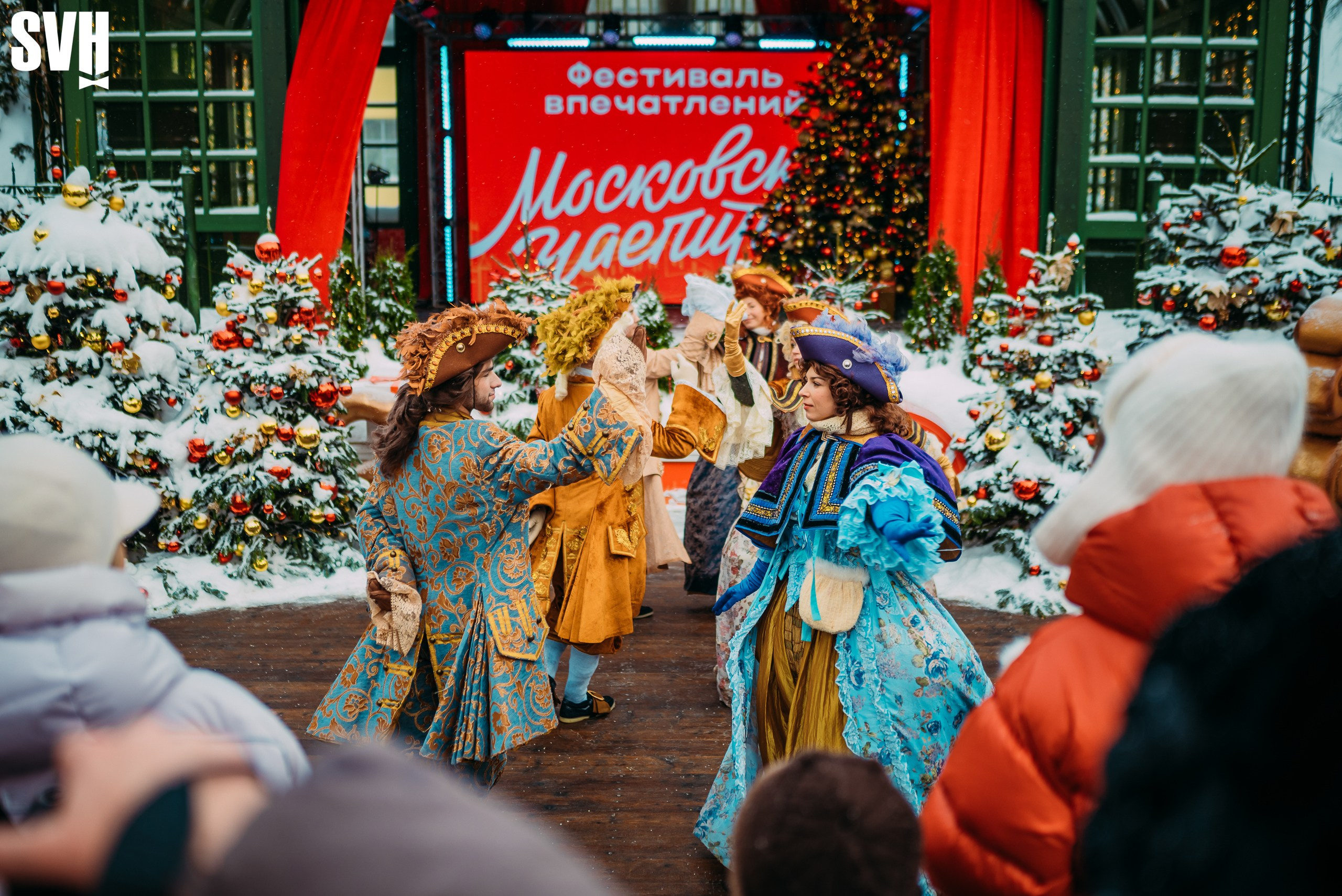 Новогодняя ярмарка на Тверской площади