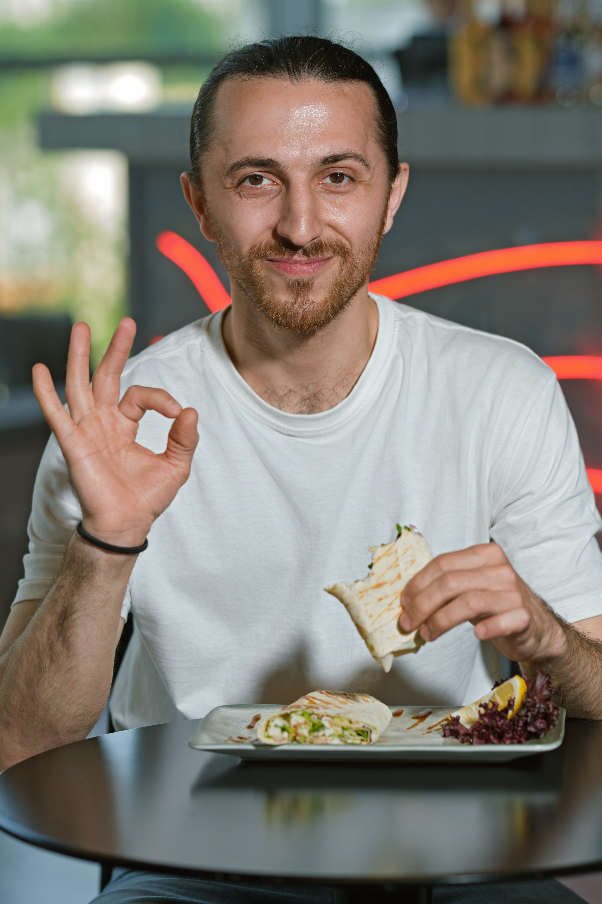 Рекламная съёмка для фудкортов. Бизнес, мужской фотограф в Краснодаре | Аксёнов Алексей Владимирович