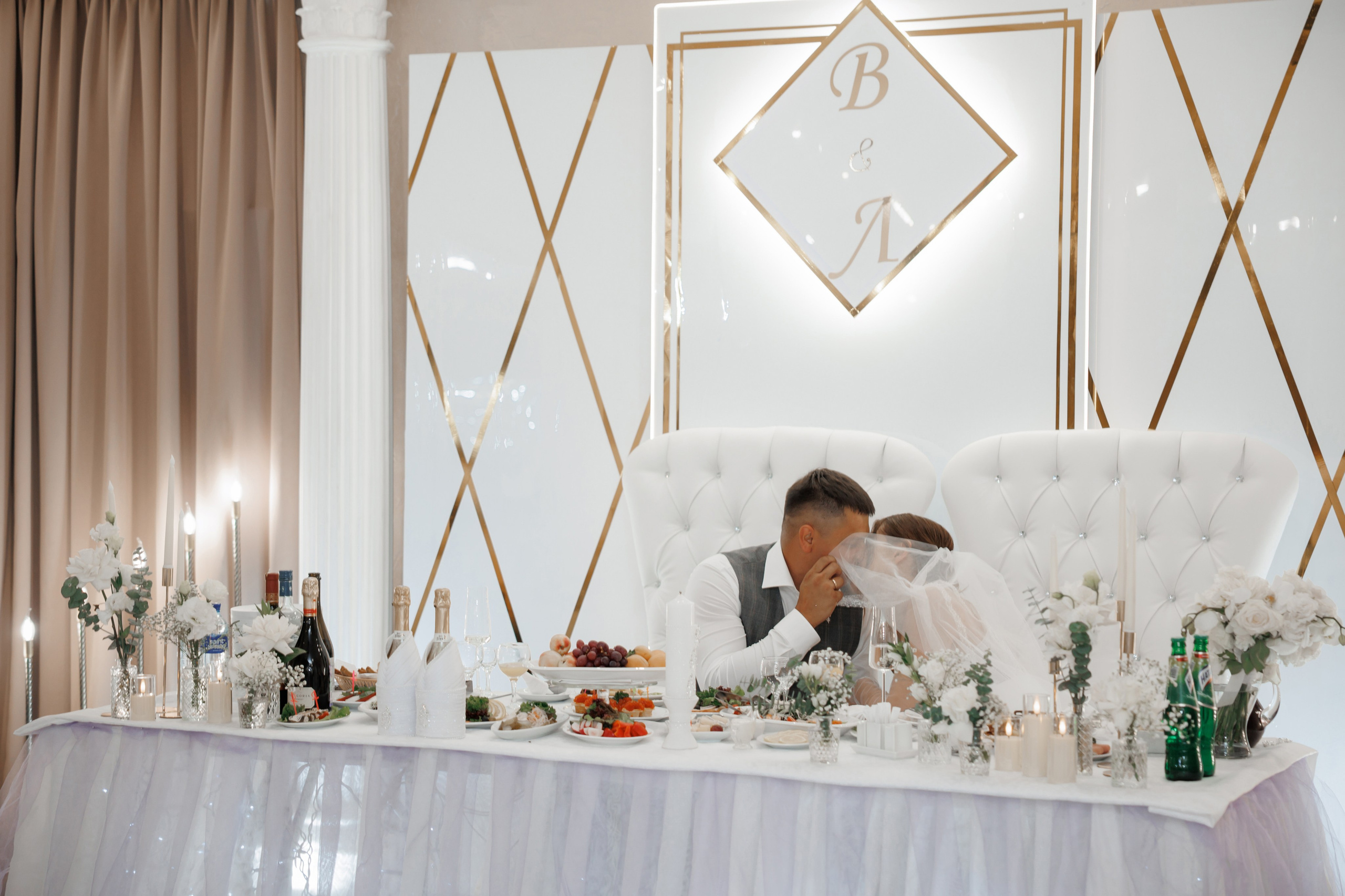 ЗАГС Бутово и Остафьево. Свадебный и репортажный фотограф (Москва, Королев и другие)