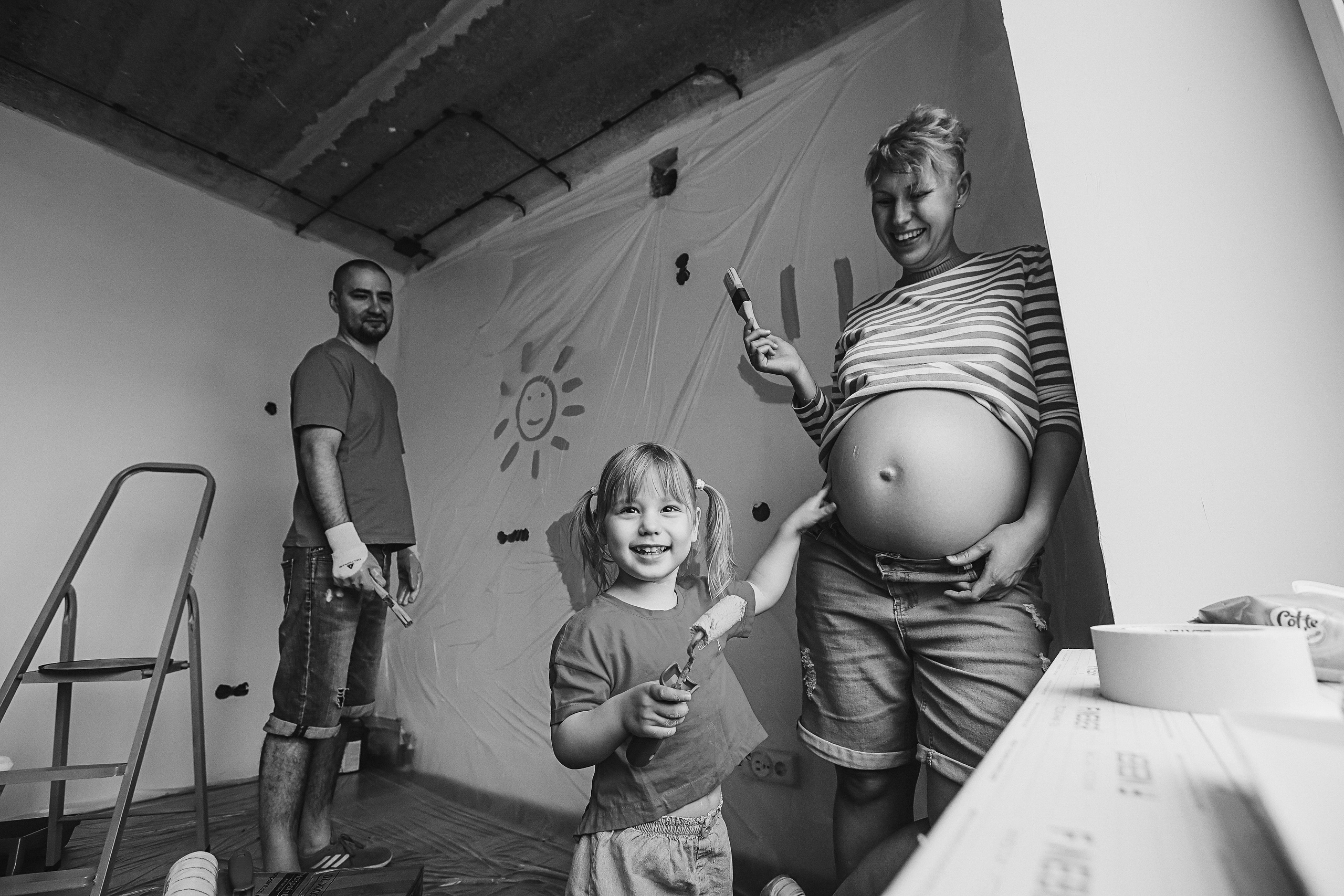 Ремонт. Семейный фотограф Тюмень, фотограф на роды Салмина Мария