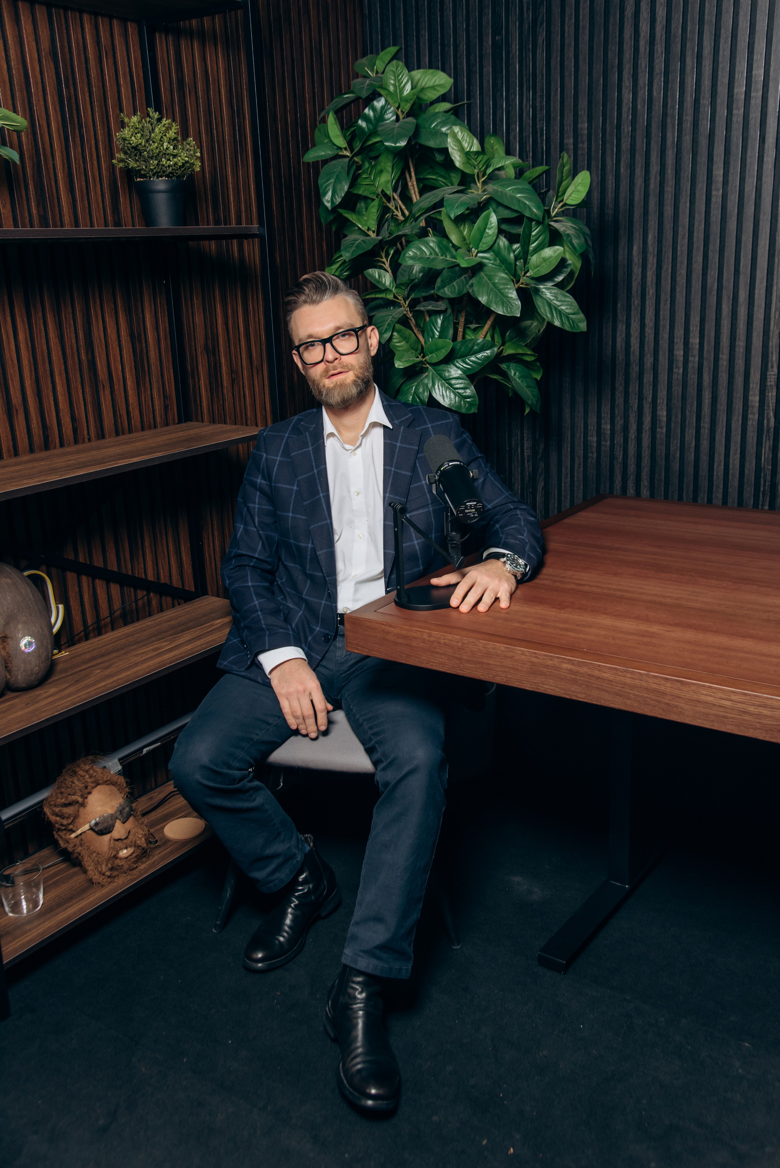 #деловойпортрет #бизнеспортрет #мужскойпортрет #профессиональныйпортрет #портретнаделовую #headshots #businessheadshot #corporateheadshot #геройнафото #студийнаяфотосессия #портретдлярезюме #портретдляLinkedIn #партнерскиепартнёры #мужскойстиль #деловойобраз