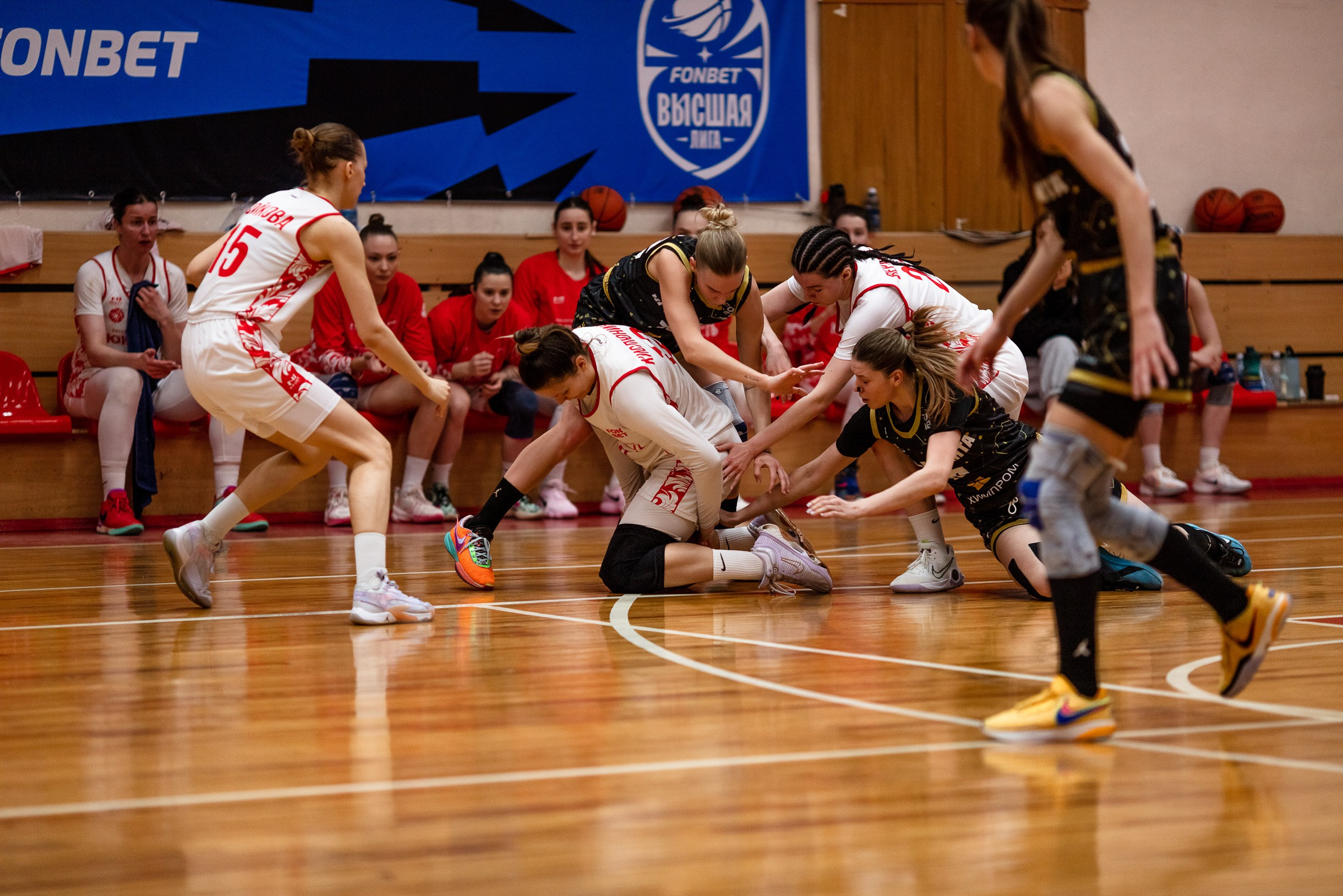 БК Юность — ЧГУ-Атланта / 3 игра. Фотография