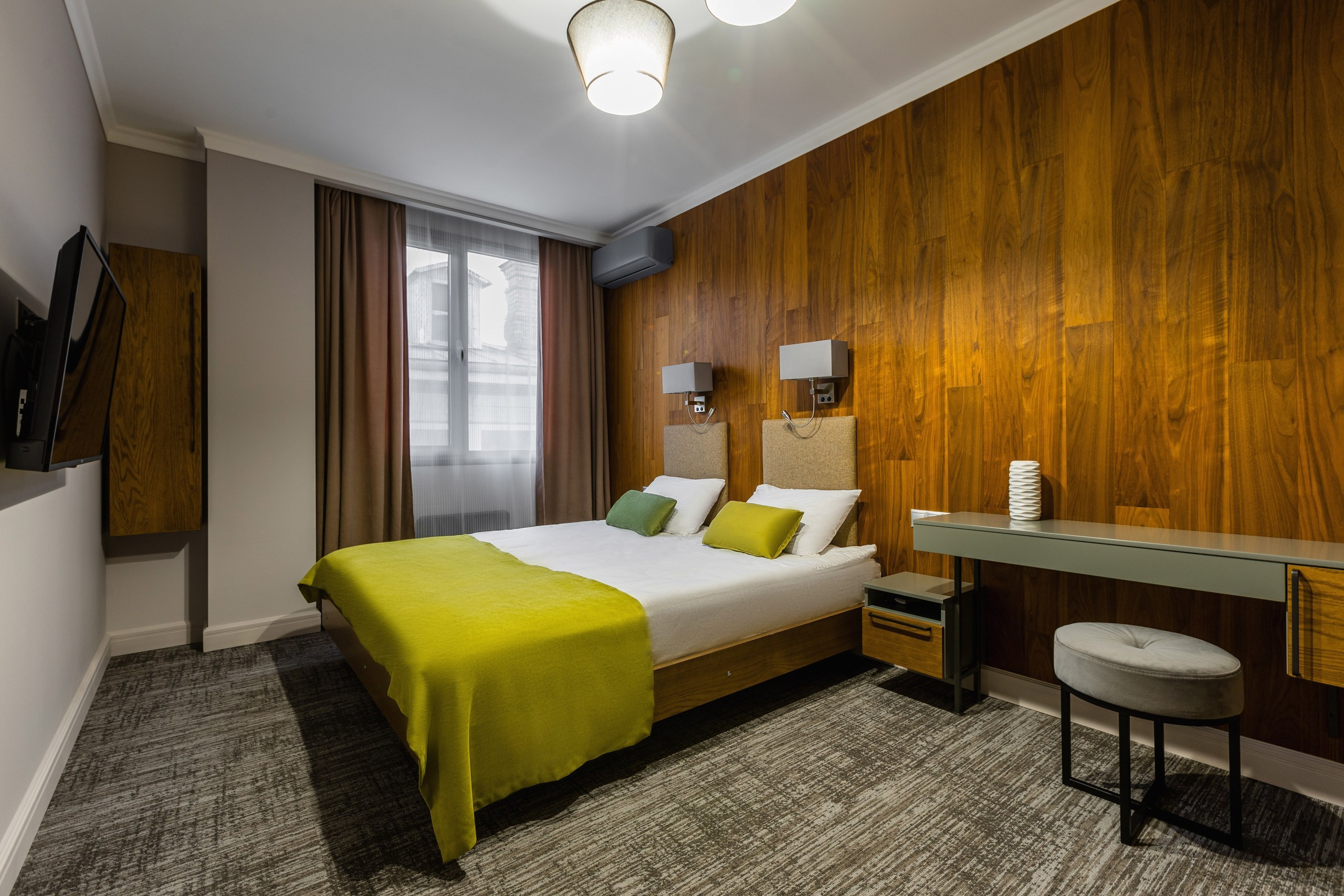 САГУМ. Семейный фотограф на крещение и венчание