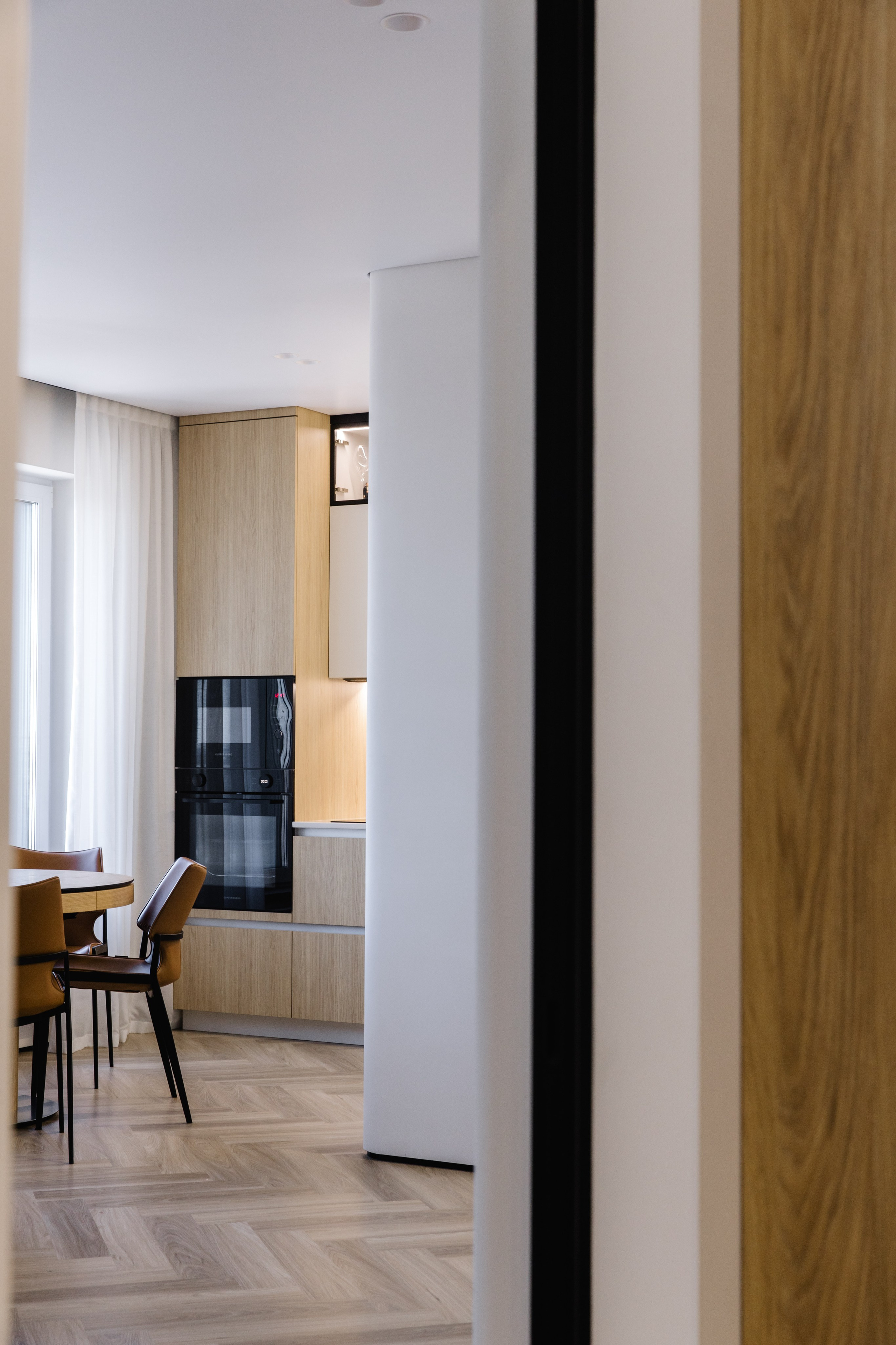 Rozalux. ГУДРУМ — Мебель на заказ в Томске | Кухни | Шкафы | Стулья и Столы