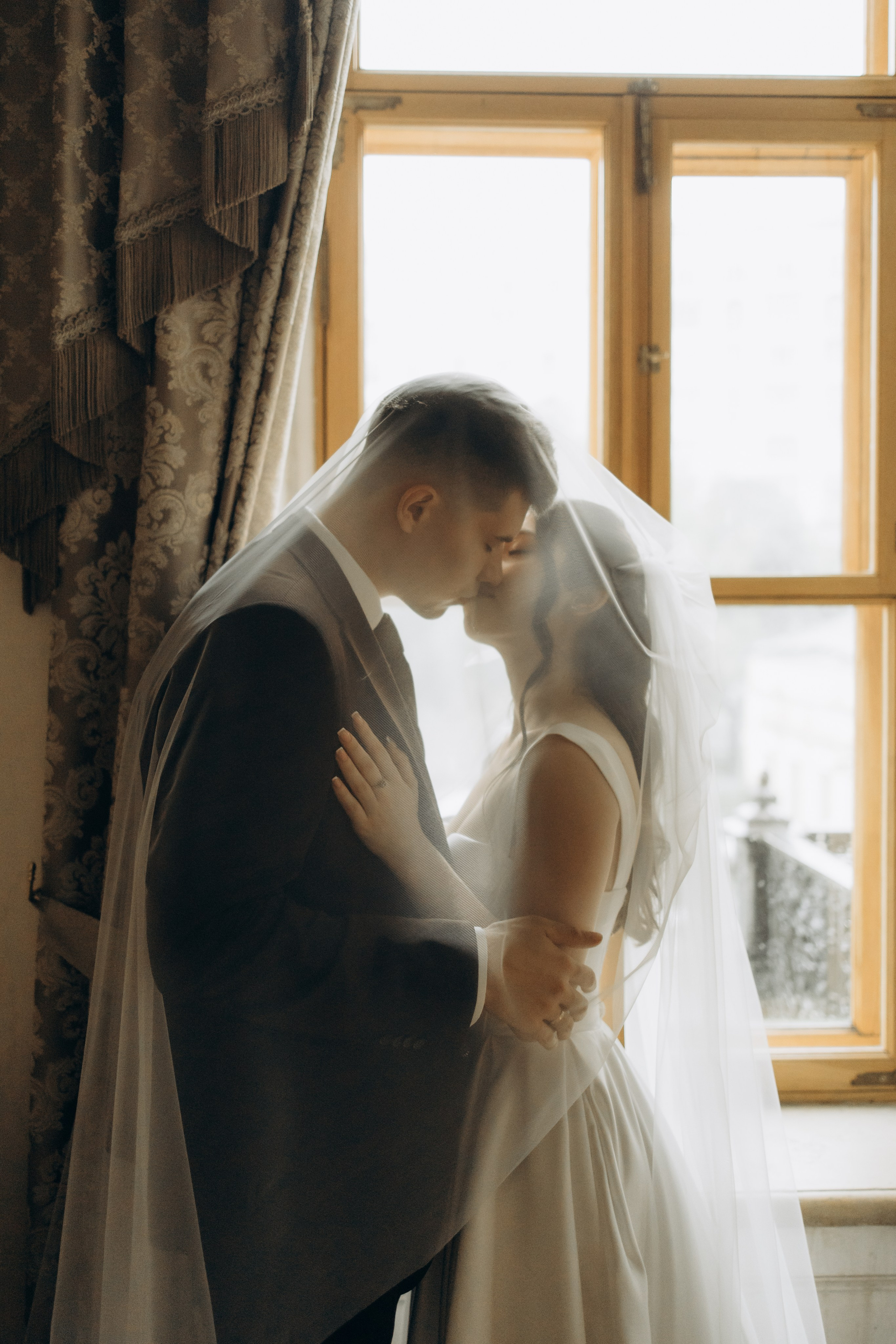 Свадебная фотосессия в библиотеке им. Пушкина. Свадебный фотограф Москва Павел Фетисов