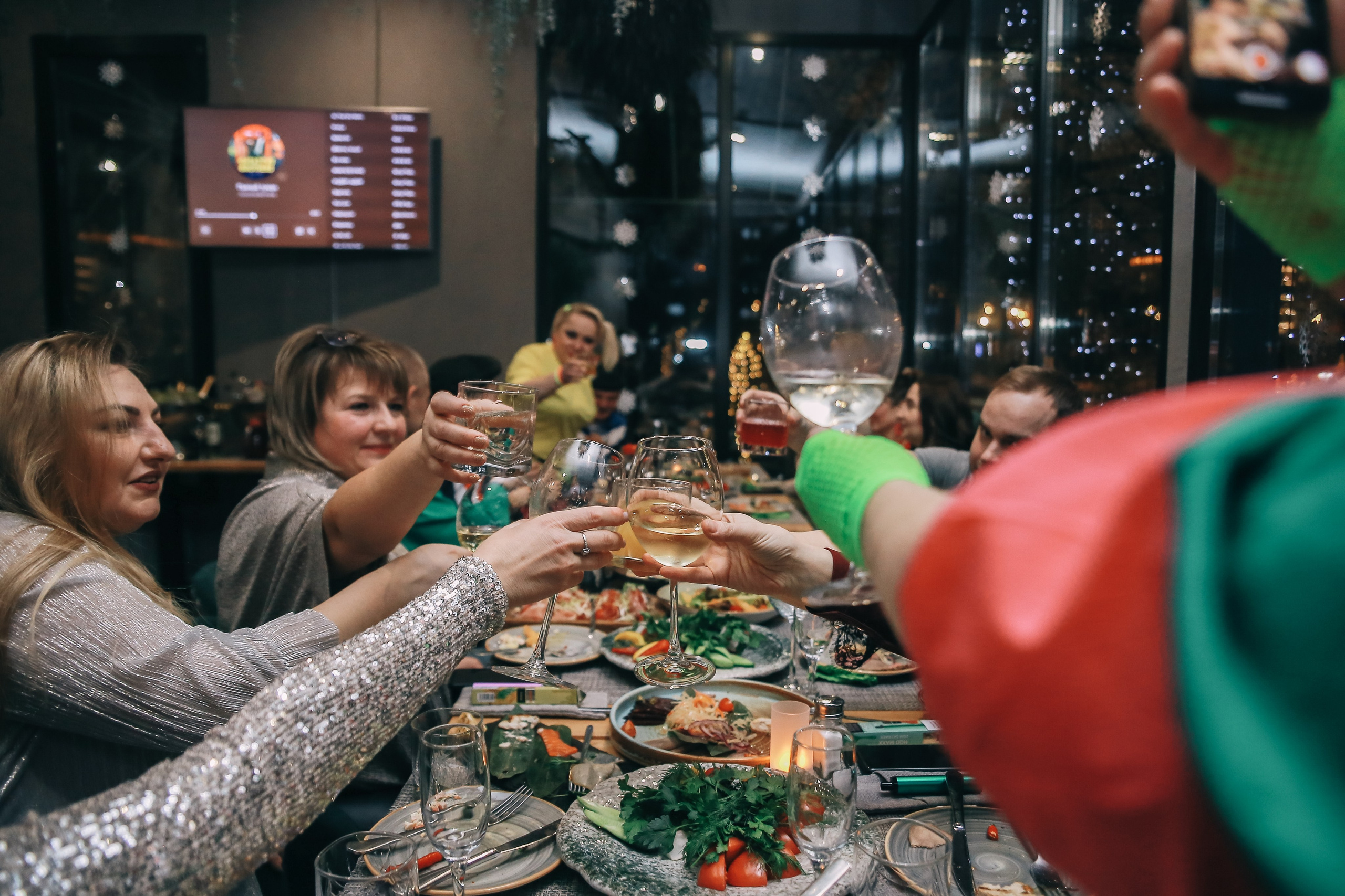 Новогодний корпоратив в стиле 90х и СловоПацана. Антонина Морозова, профессиональный семейный фотограф видеограф