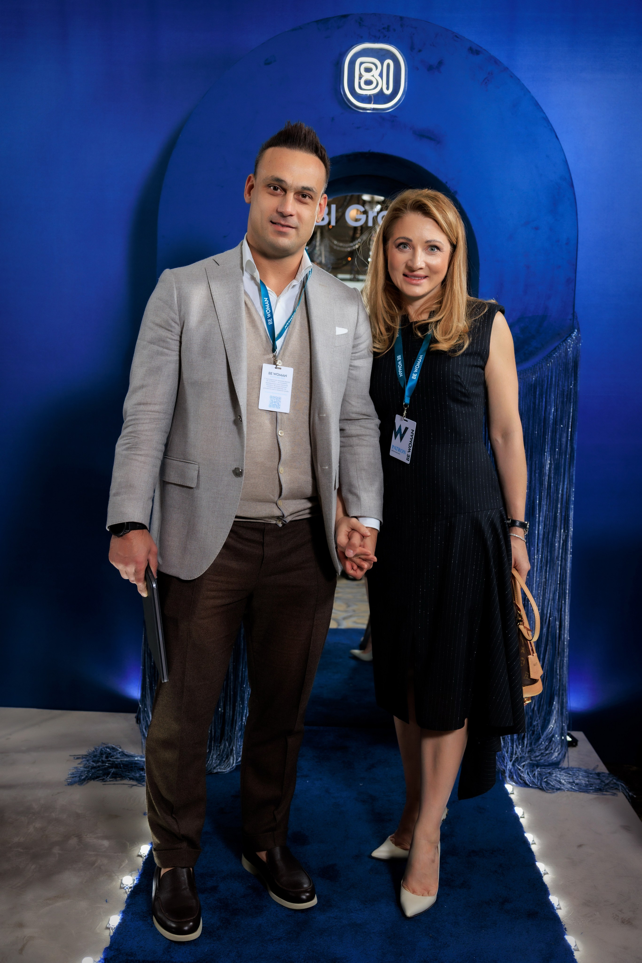 Бизнес-фотограф в Алматы — корпоративные съёмки, деловые портреты и репортажи. Профессиональный фотограф в Алматы