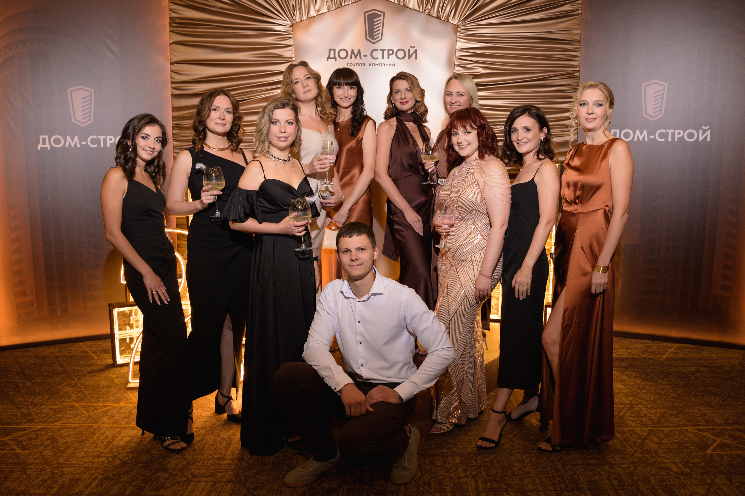 ДОМ-СТРОЙ. Свадебный фотограф в Новосибирске Алена Цизман