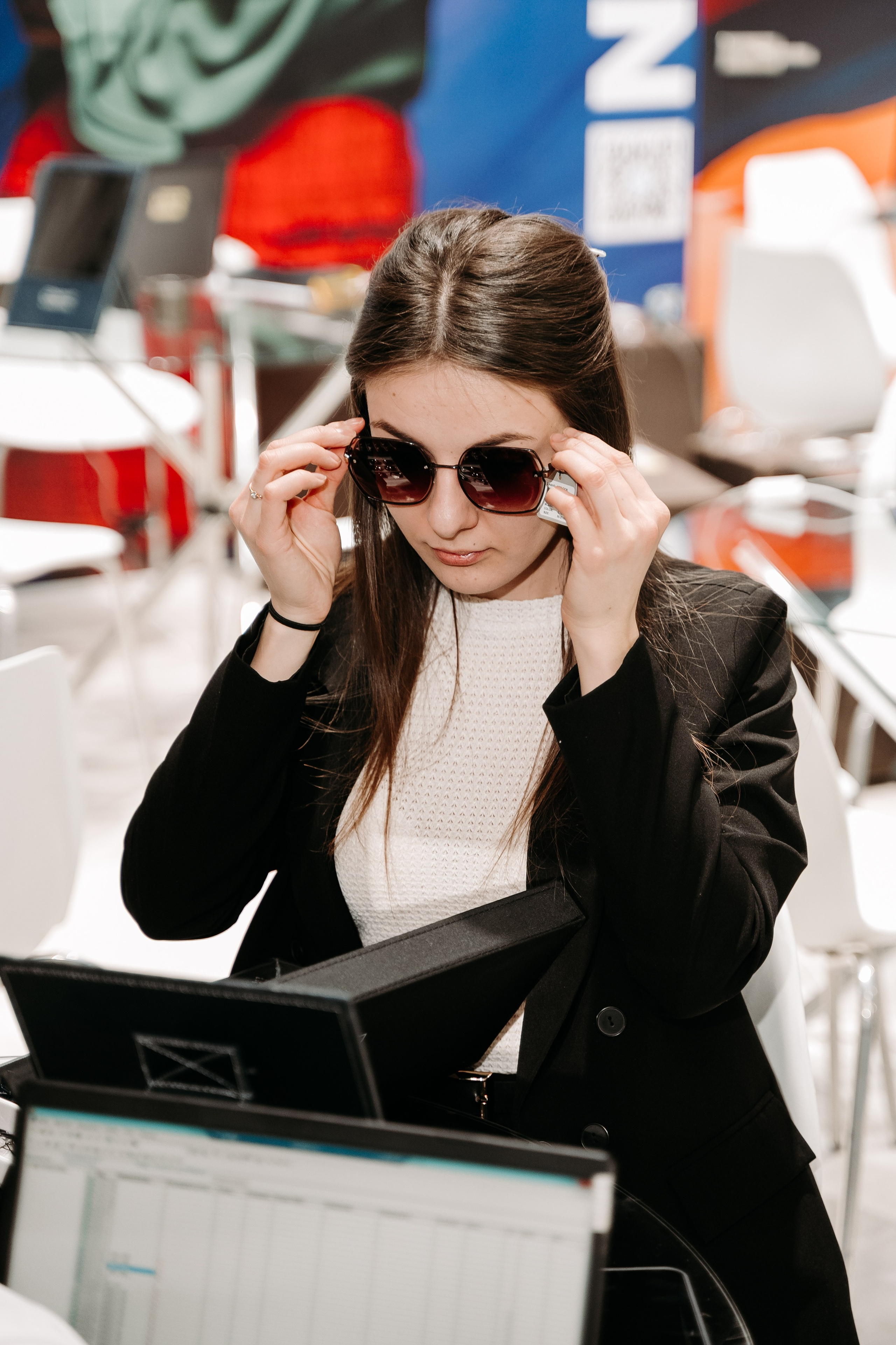 Оптическая_выставка. Репортажный и свадебный фотограф в Москве Рая Небогатова