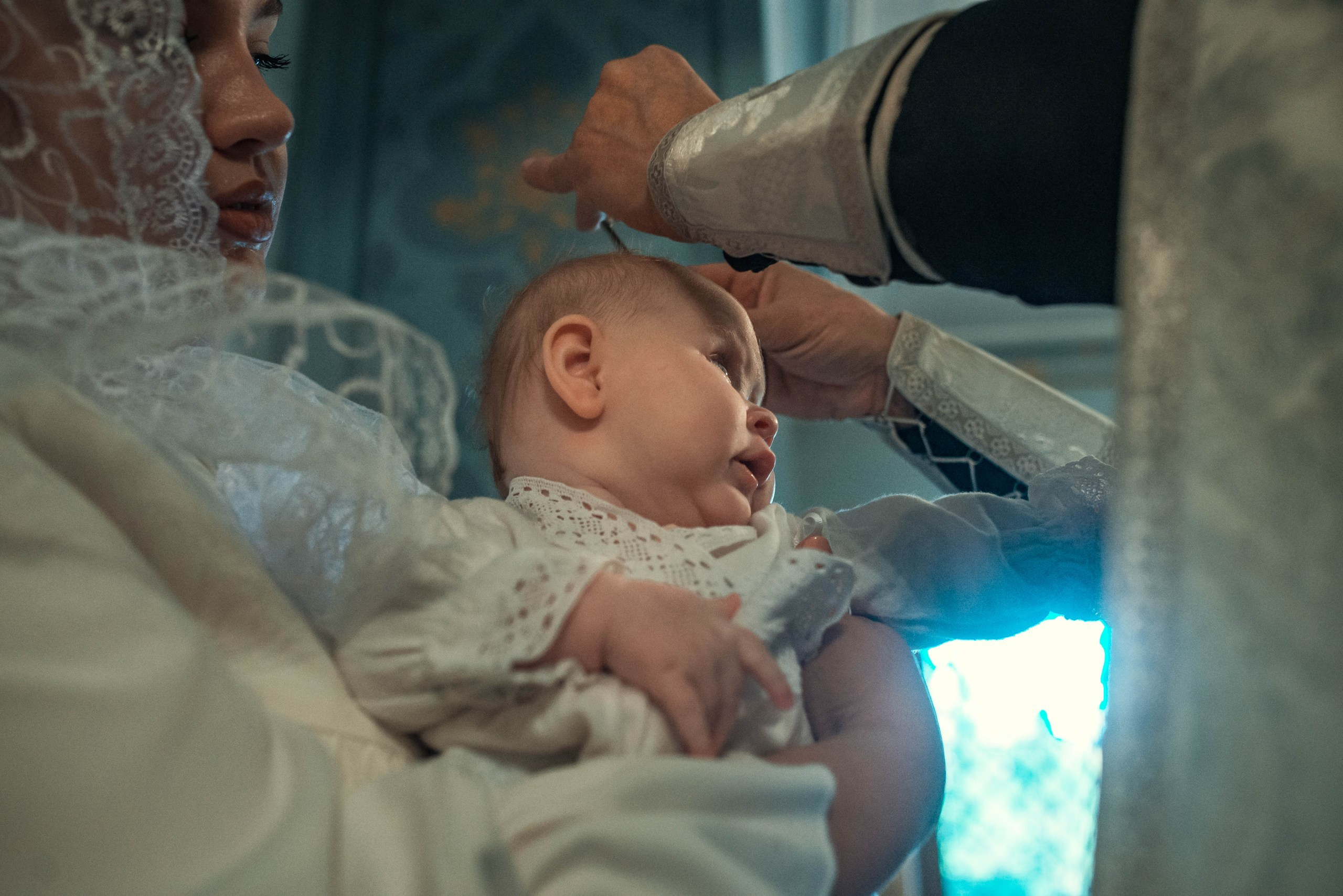 Крещение Екатерины в Троицком соборе Саратова. Фотограф на крещение в Саратове Марина Грушина