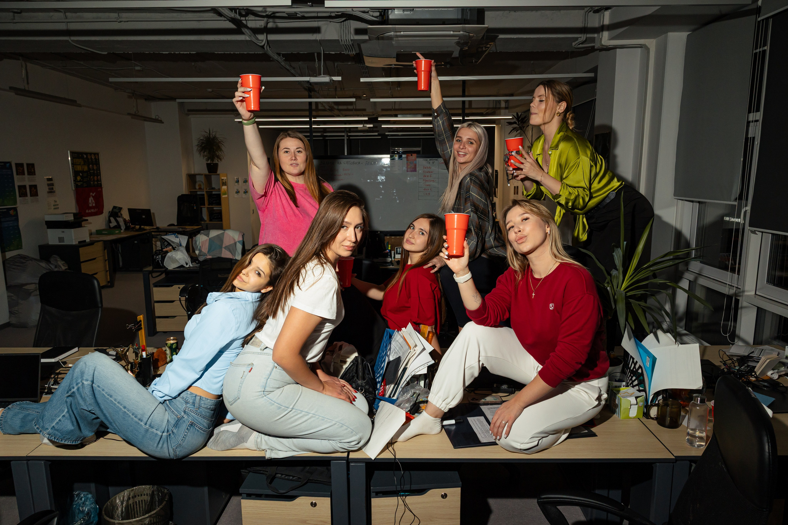 Дубль гис (офисная туса). Фотограф Вячеслав Фарунин