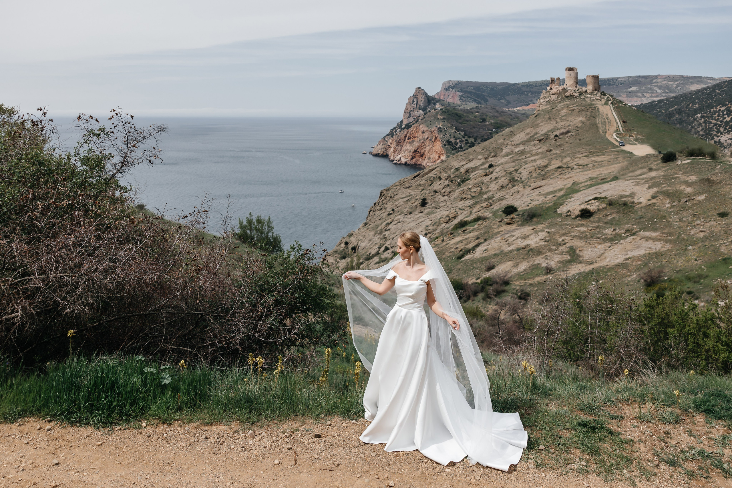 Анонс свадьбы Алены и Алексея. Весенняя Балаклава и Ливадийский дворец. Свадебный фотограф в Крыму и Севастополе Ольга Баскакова