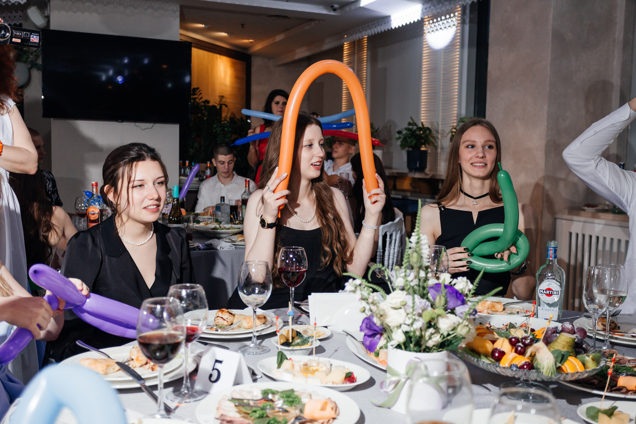 Выпускной 11 «А». Школа № 42. Свадебный фотограф в Краснодаре Николай Крауз