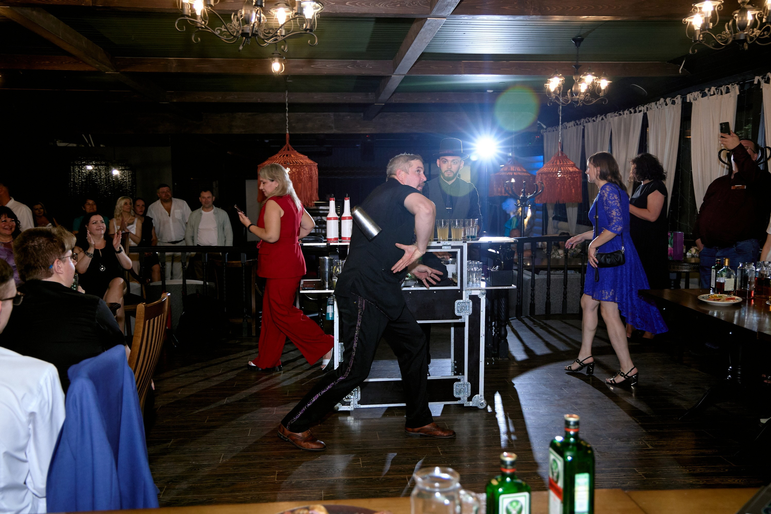 Выпускной 35 Сош. Фотограф Выпускные альбомы Таганрог Сергей Коробченко