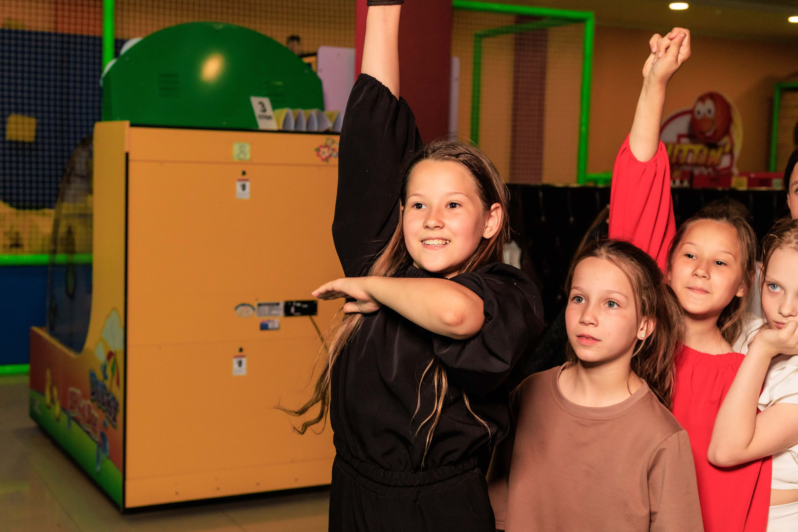 Выпускной 4 класс. Фотограф в Москве Дмитрий Емельянов