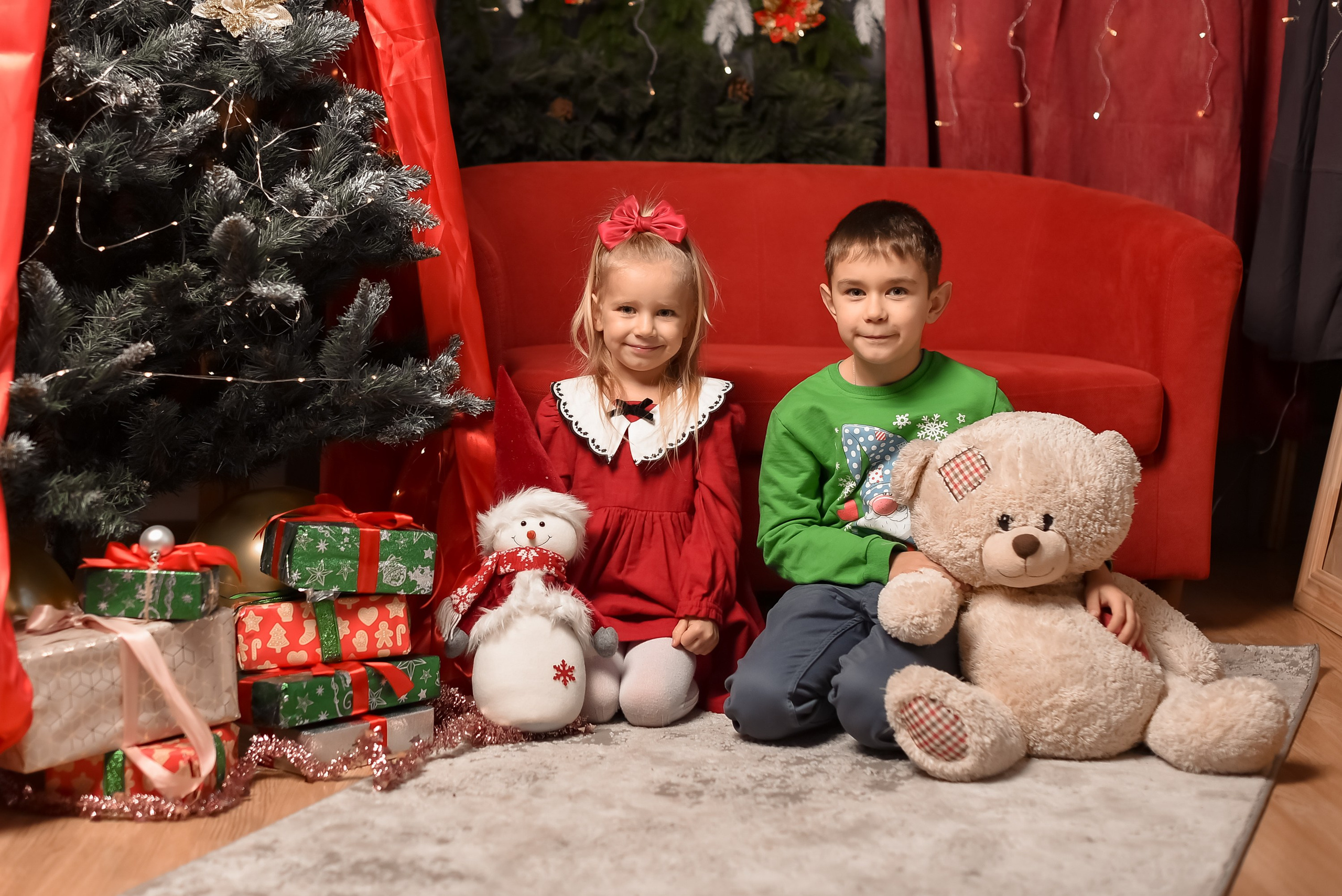 Новогодняя семейная фотосессия 2026 г. Фотограф Тула творческие фотосессии недорого Ольга Ромашина