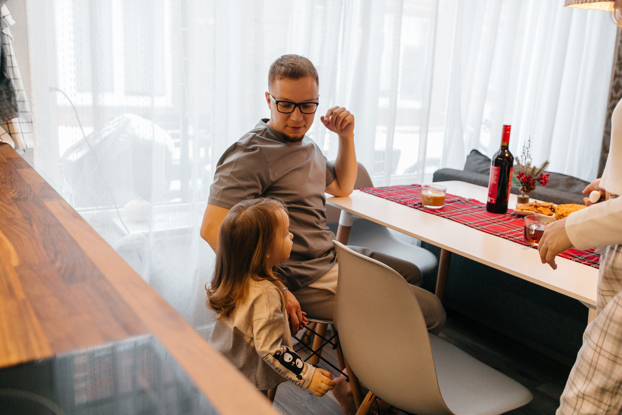 Где-то снежные дремлют метели, В ожидании праздничных чудес. Душевный фотограф Ваших самых ярких событий Марина Погребняк