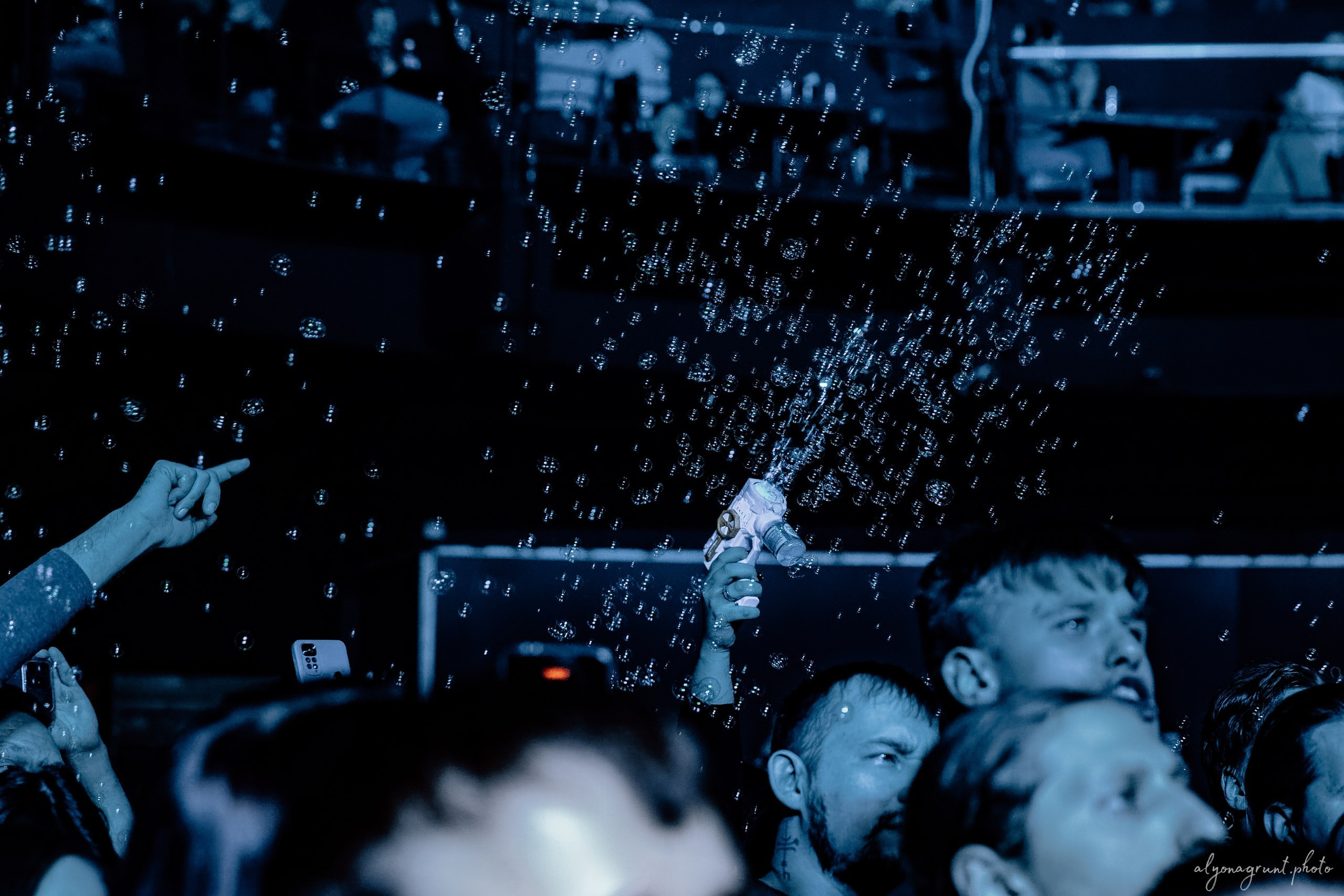 Ravanna, фоторепортаж, СПб, Aurora Concert Hall, 21.11.2025. Алена Адрианова: фотограф в Санкт-Петербурге