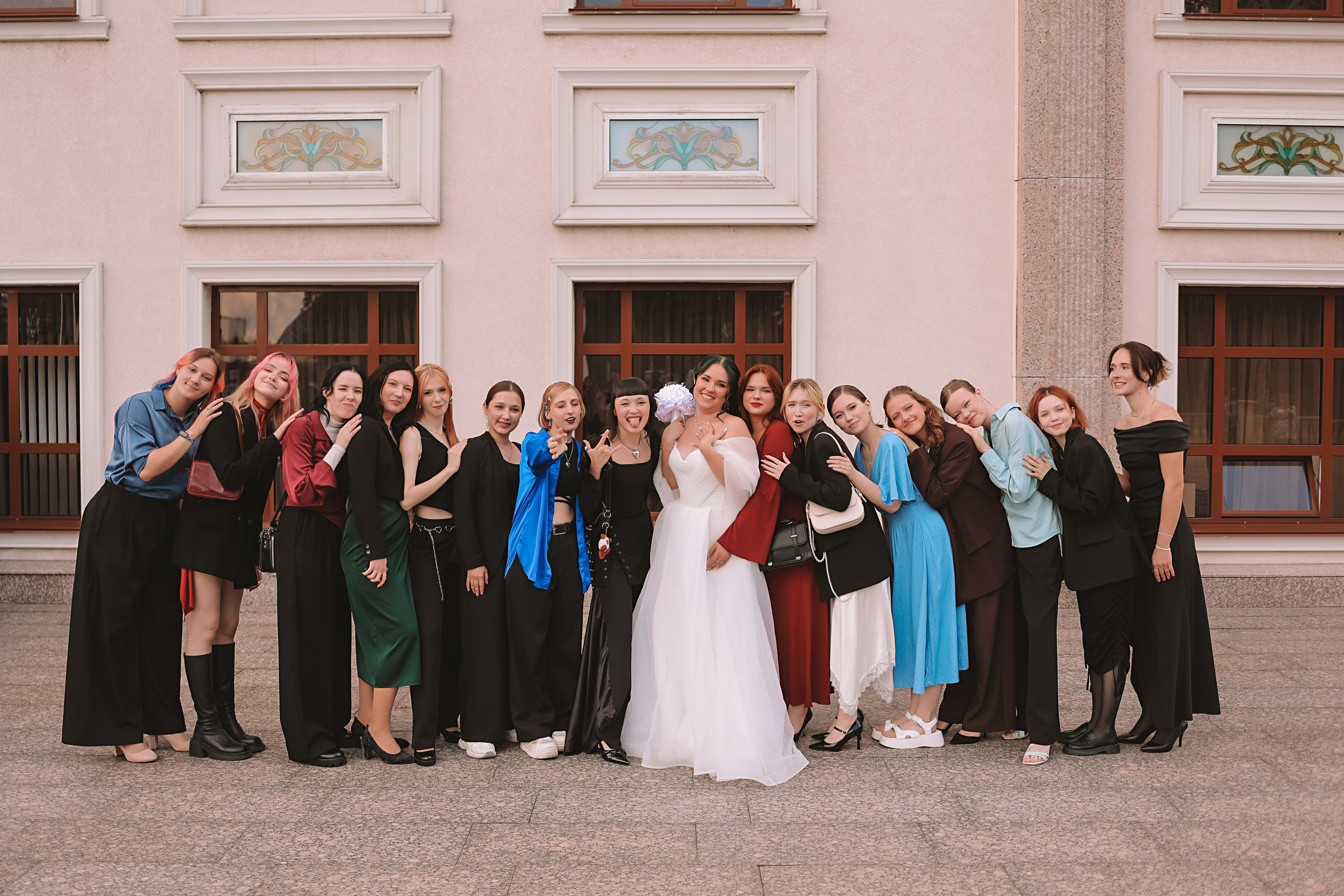 Айвазовский и парк дружбы народов. Семейный фотограф Тюмень, фотограф на роды Салмина Мария