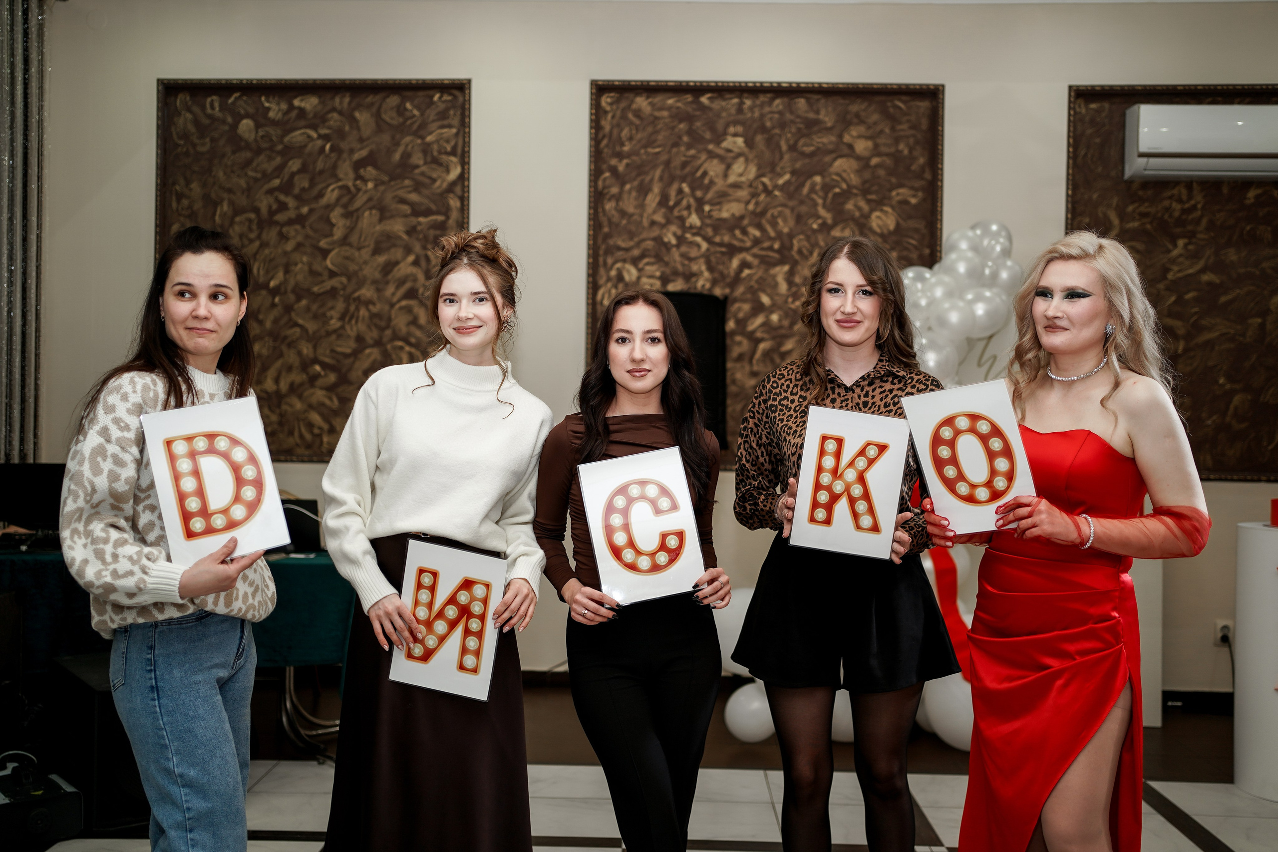 Фотосессия юбилея в Ростове-на-Дону и Новочеркасске. Свадебный фотограф в Ростове-на-Дону. Таинство Крещения и Венчания, семейные фотосессии. Алёна Чёботова