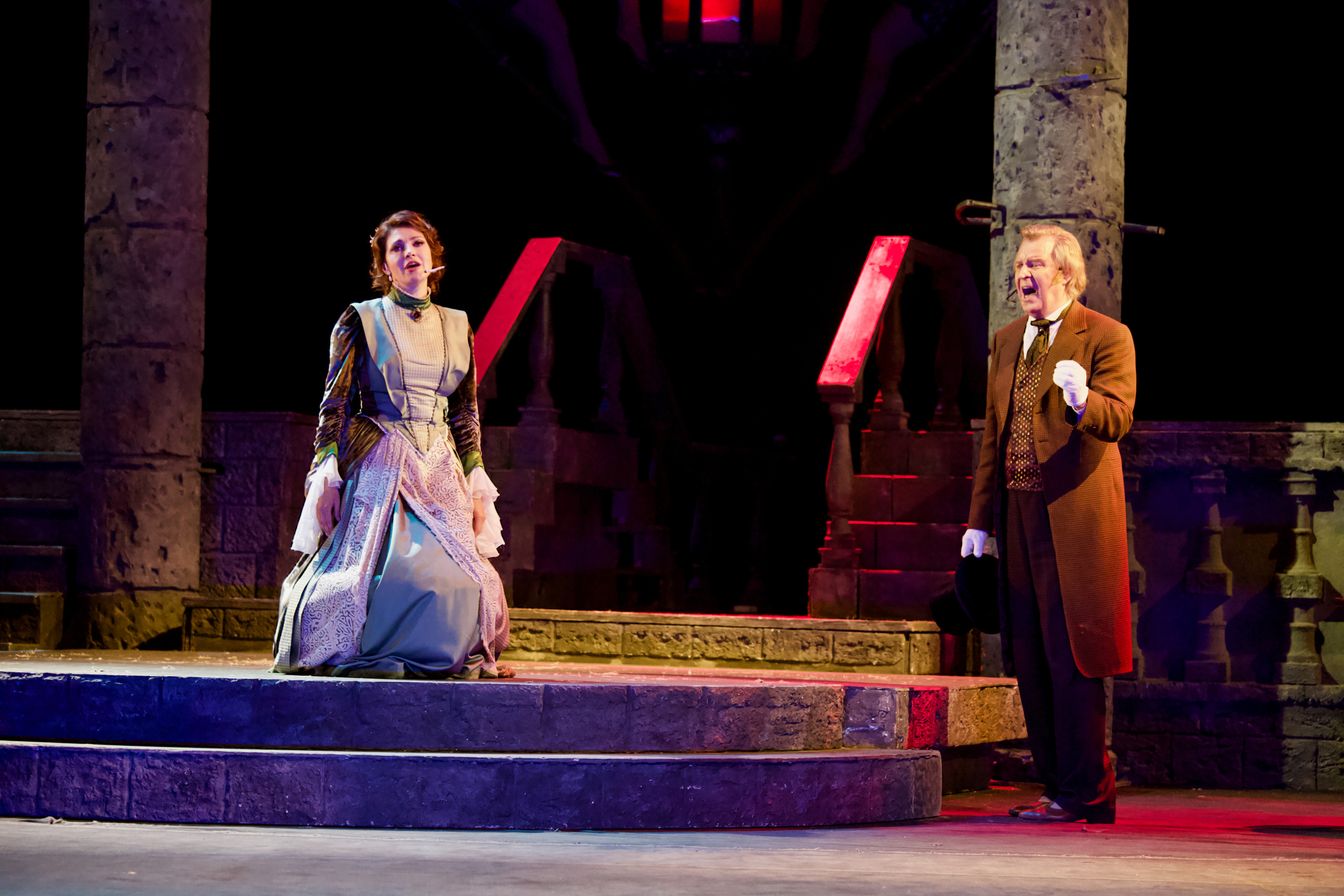 Театр Моссовета — Странная история доктора Джекила и мистера Хайда. Сайт фотографа Сергея Абрамова