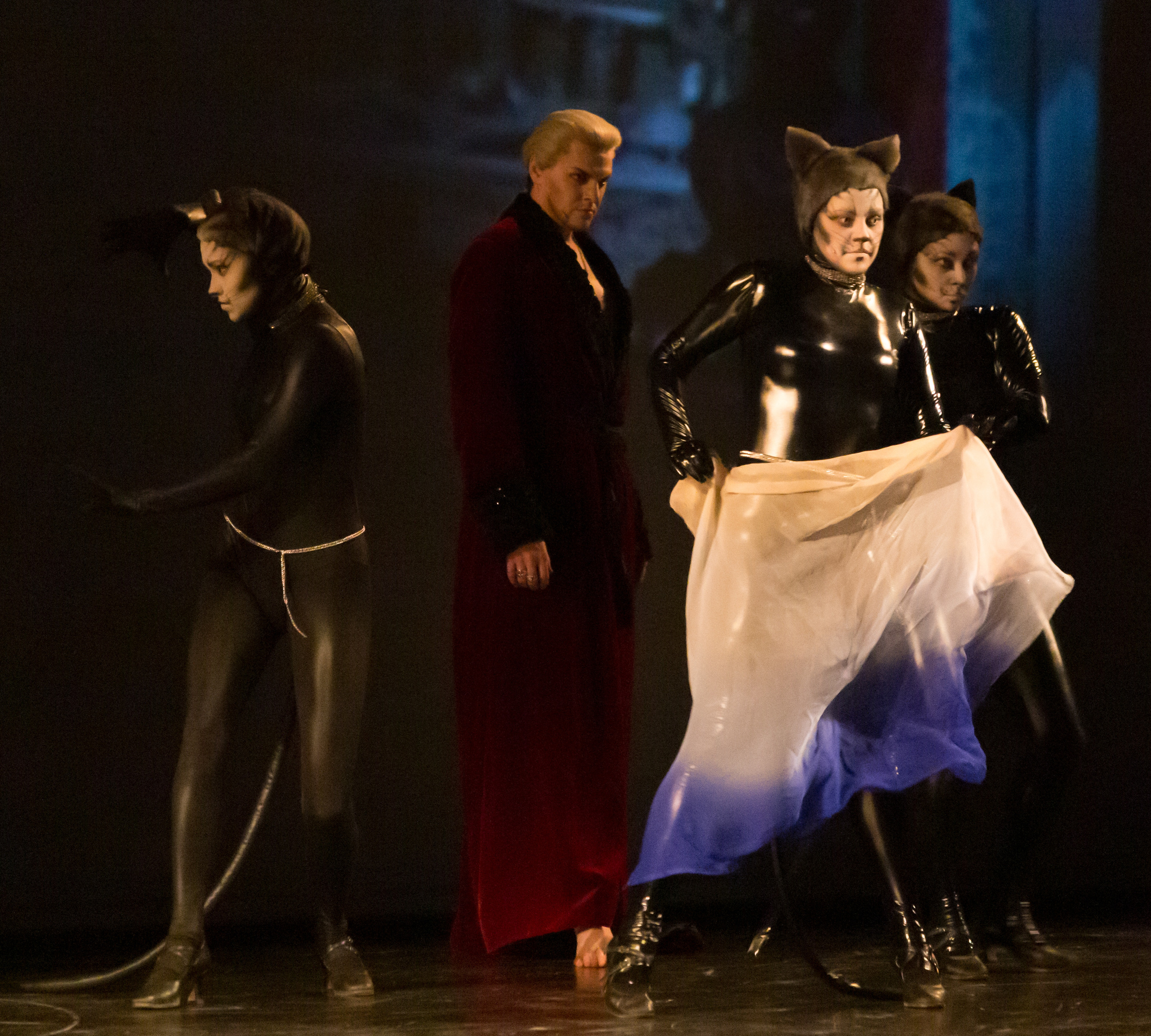 Makers Lab: Мастер и Маргарита. Сайт фотографа Сергея Абрамова