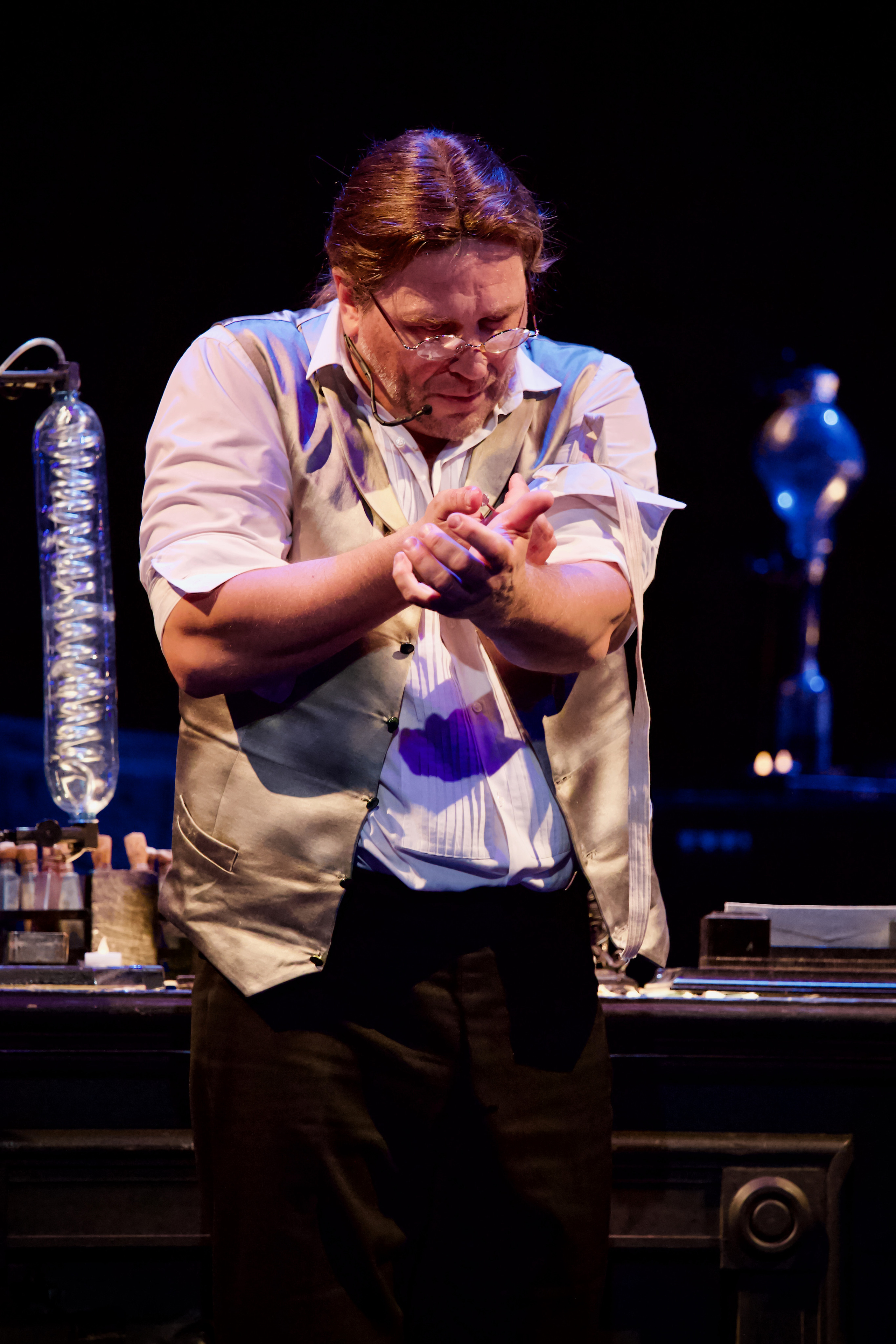 Театр Моссовета — Странная история доктора Джекила и мистера Хайда. Сайт фотографа Сергея Абрамова