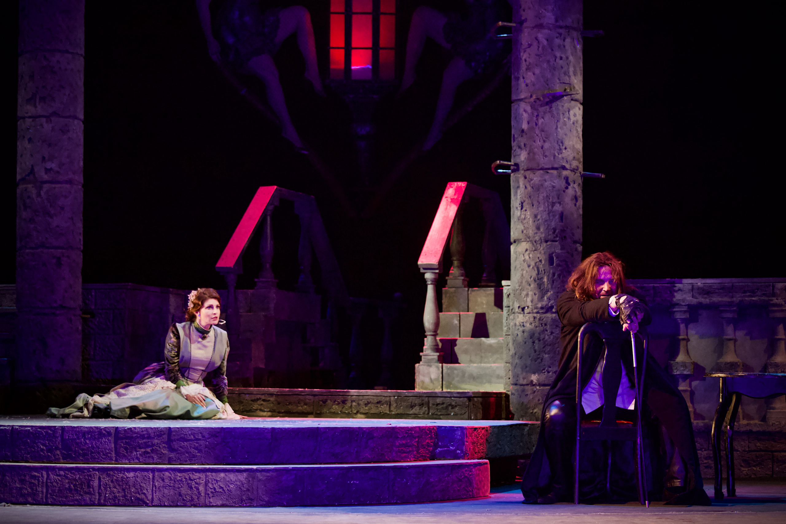 Театр Моссовета — Странная история доктора Джекила и мистера Хайда. Сайт фотографа Сергея Абрамова