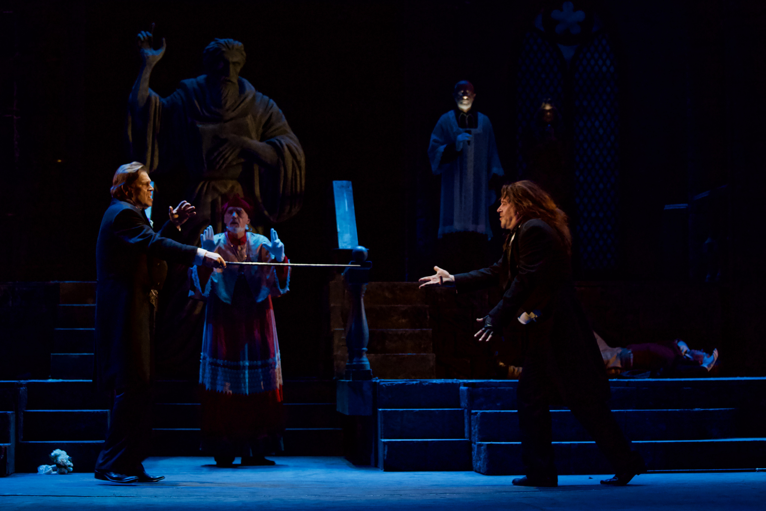 Театр Моссовета — Странная история доктора Джекила и мистера Хайда. Сайт фотографа Сергея Абрамова