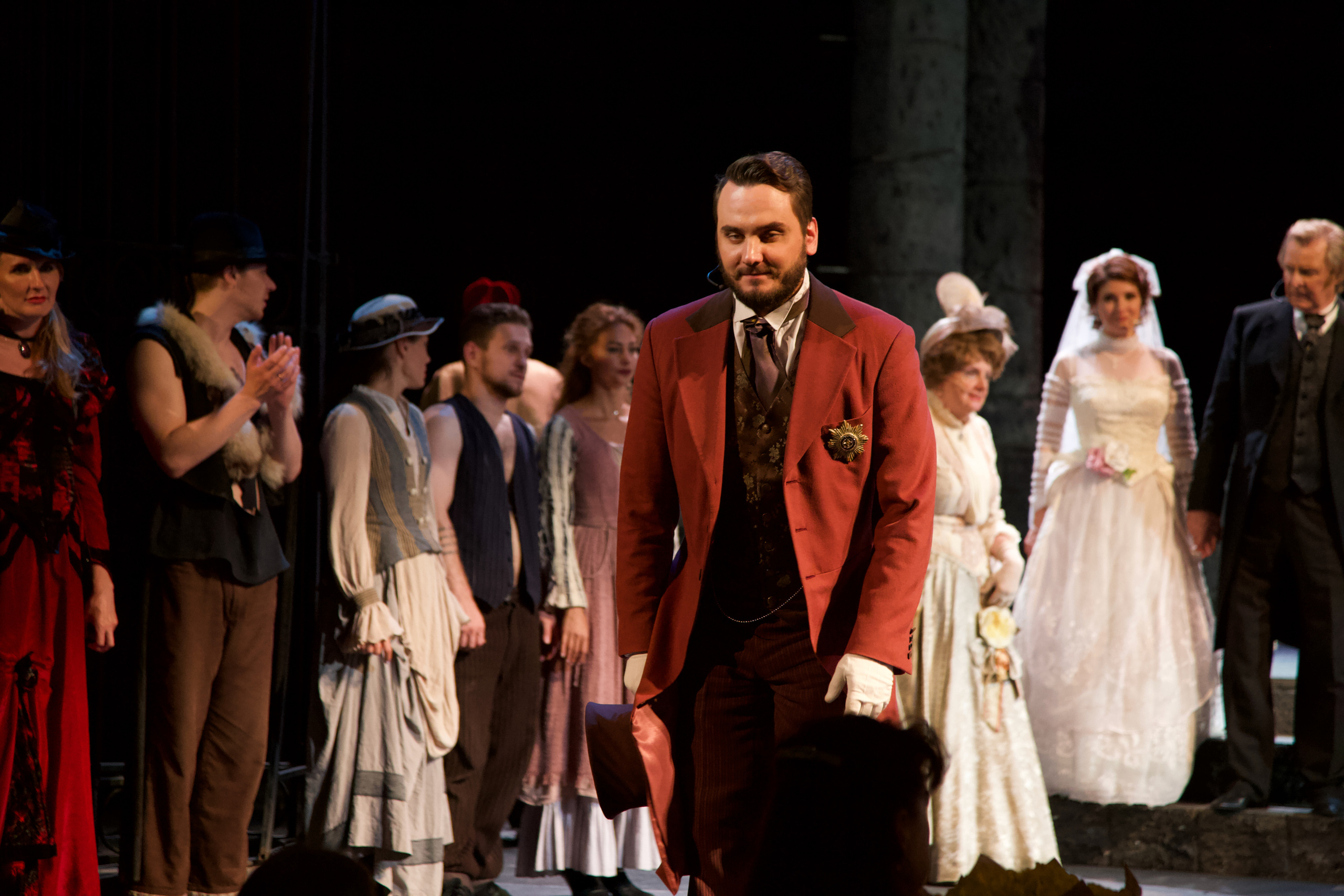 Театр Моссовета — Странная история доктора Джекила и мистера Хайда. Сайт фотографа Сергея Абрамова