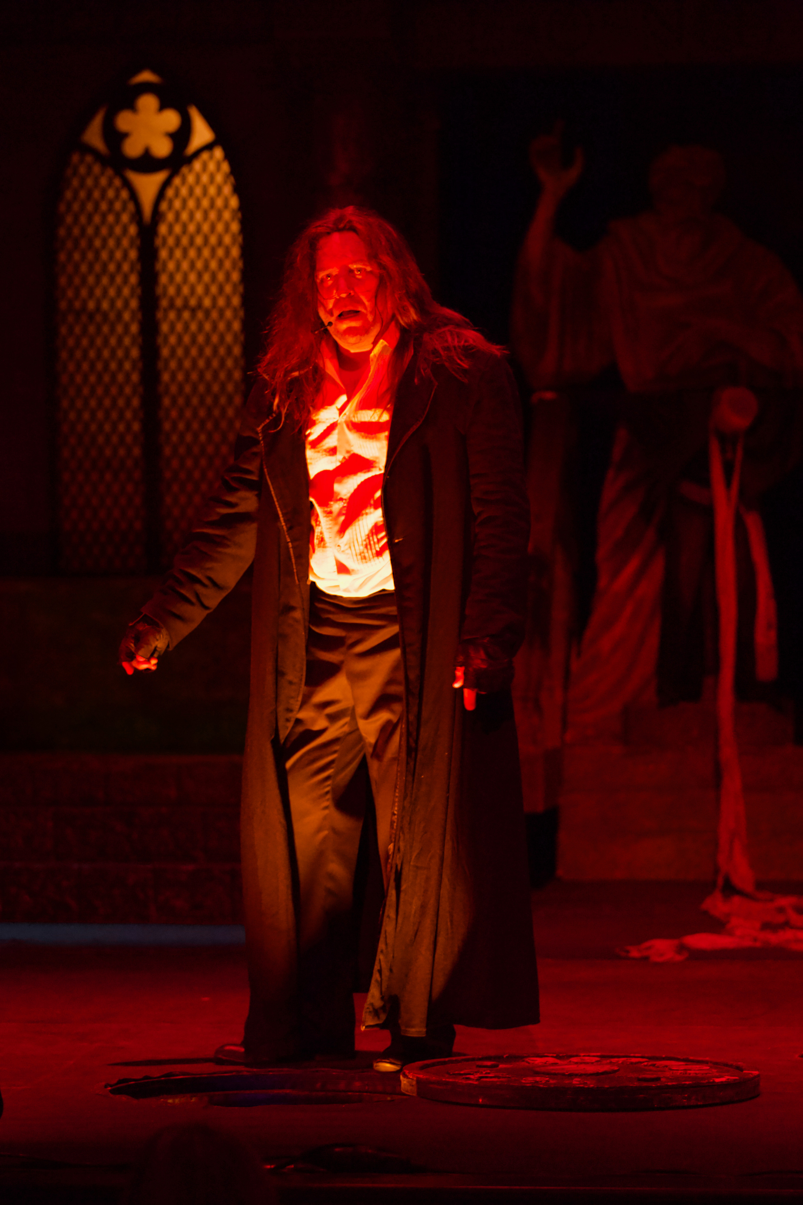 Театр Моссовета — Странная история доктора Джекила и мистера Хайда. Сайт фотографа Сергея Абрамова