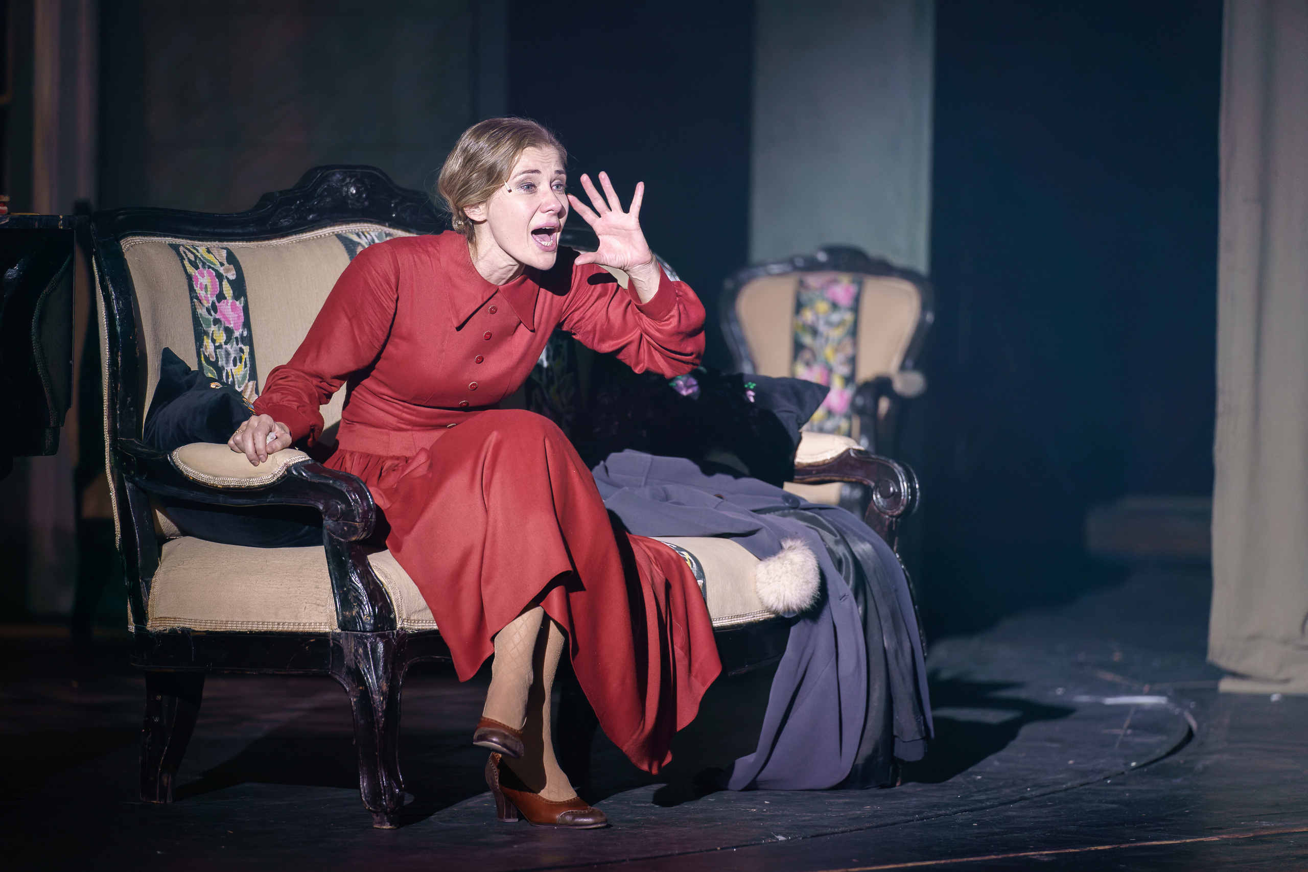 МХАТ Горького: Розовое платье Пресс показ 7 октября 2021 года. Сайт фотографа Сергея Абрамова