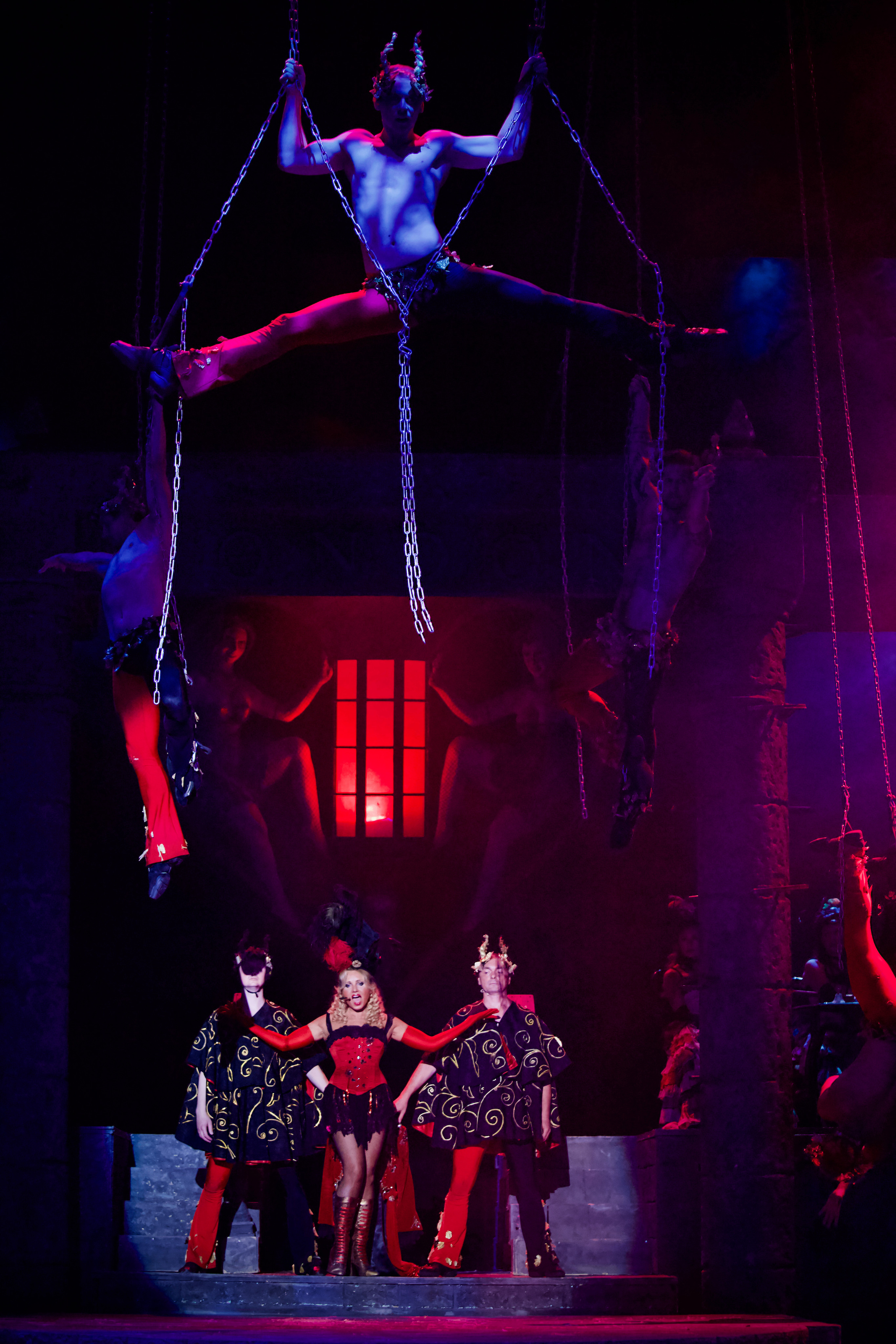 Театр Моссовета — Странная история доктора Джекила и мистера Хайда. Сайт фотографа Сергея Абрамова