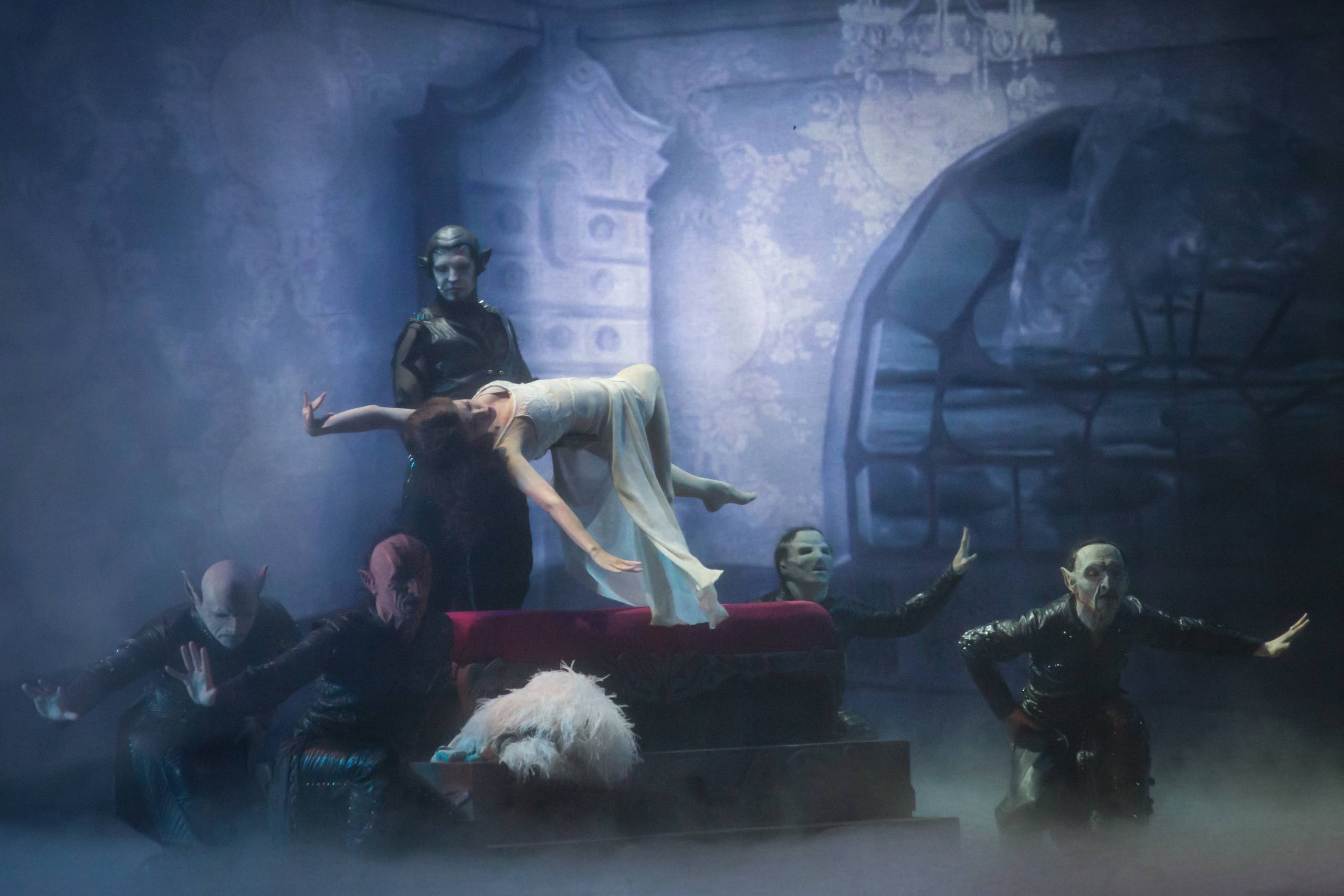 Makers Lab: Мастер и Маргарита. Сайт фотографа Сергея Абрамова