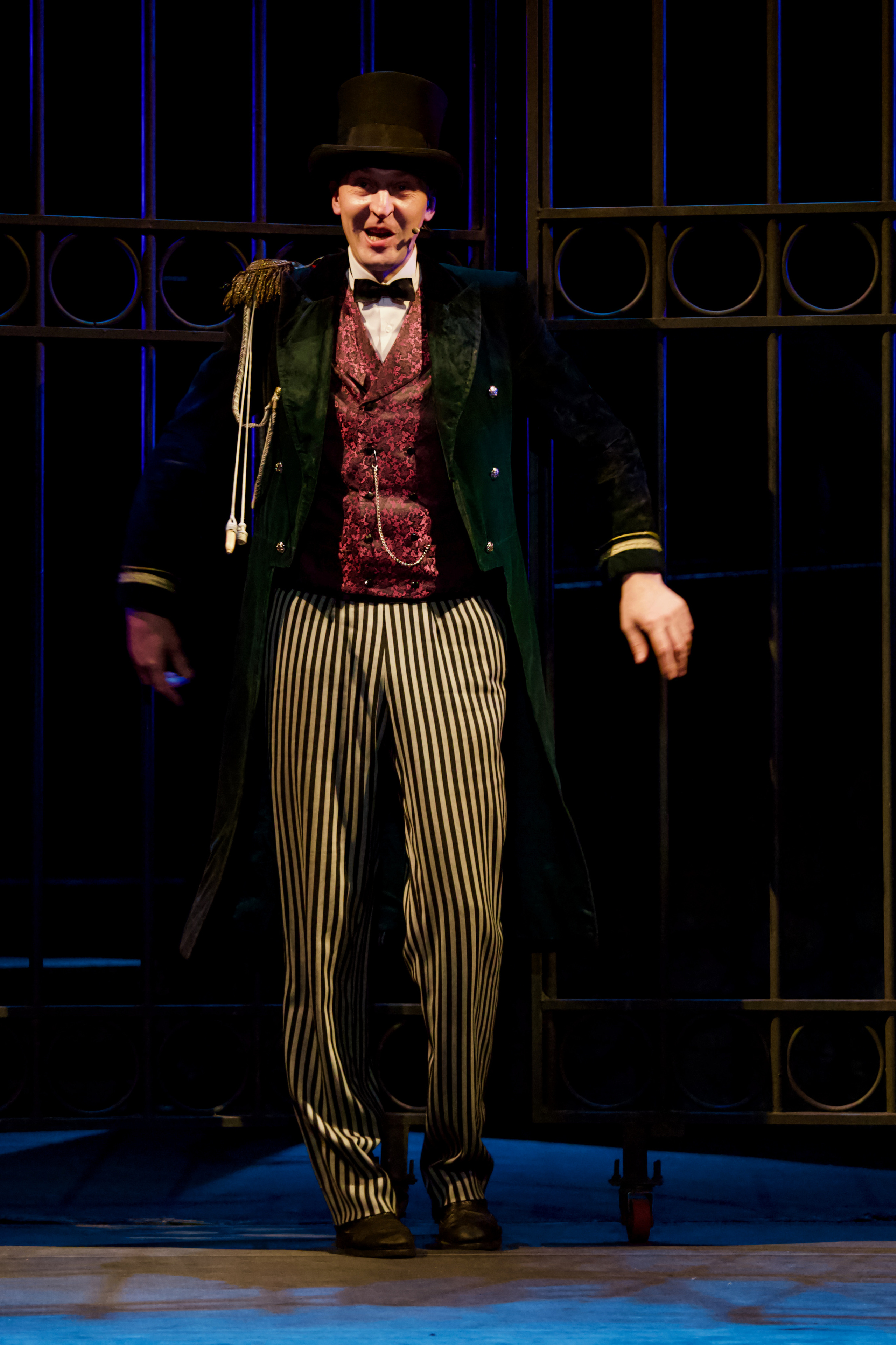 Театр Моссовета — Странная история доктора Джекила и мистера Хайда. Сайт фотографа Сергея Абрамова