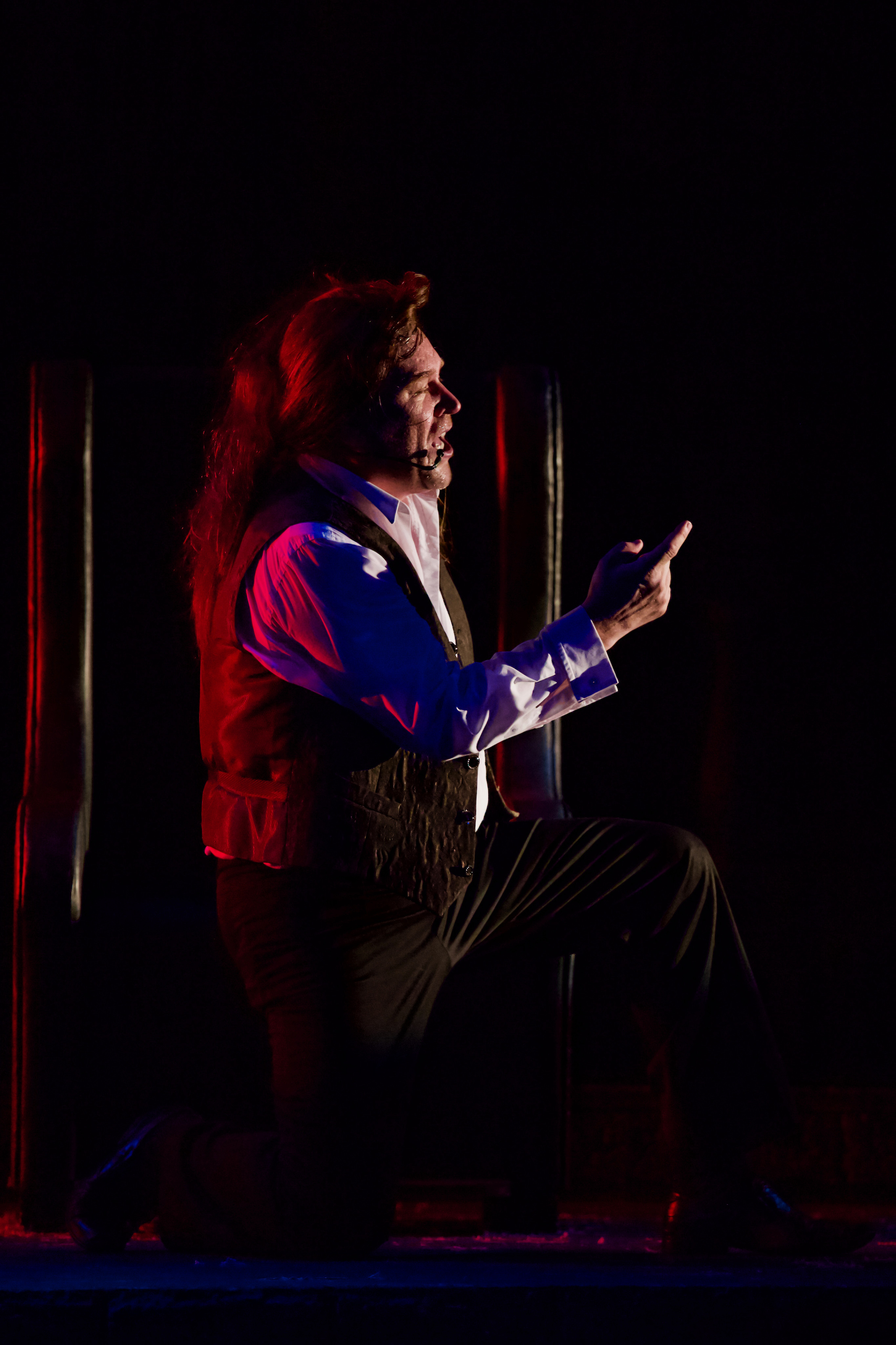 Театр Моссовета — Странная история доктора Джекила и мистера Хайда. Сайт фотографа Сергея Абрамова