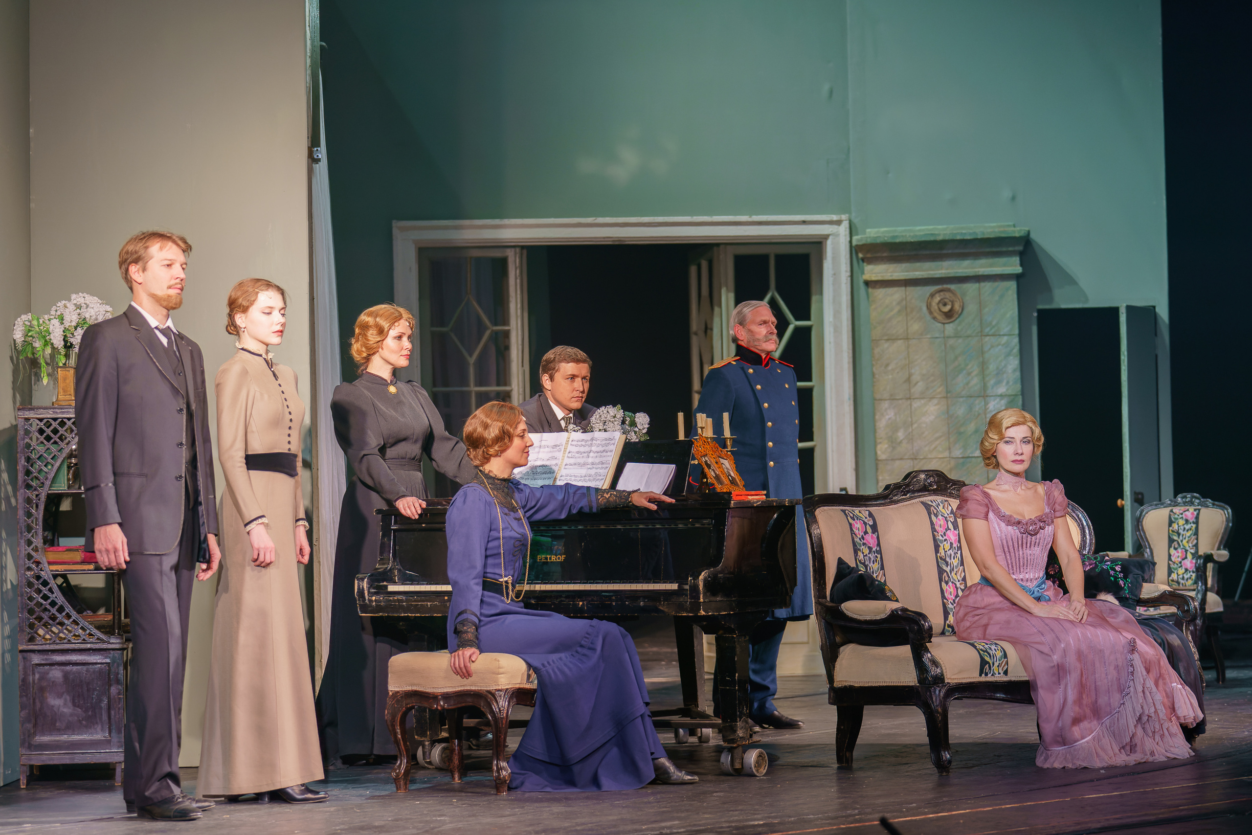 МХАТ Горького: Розовое платье Пресс показ 7 октября 2021 года. Сайт фотографа Сергея Абрамова