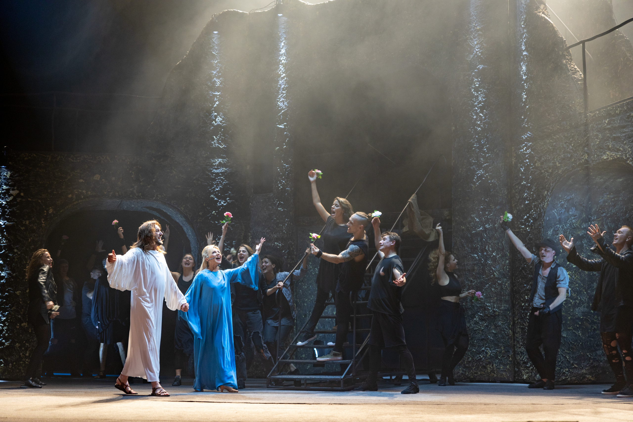 Театр Моссовета: Иисус Христос — Супервезда: 30 лет на сцене. Сайт фотографа Сергея Абрамова