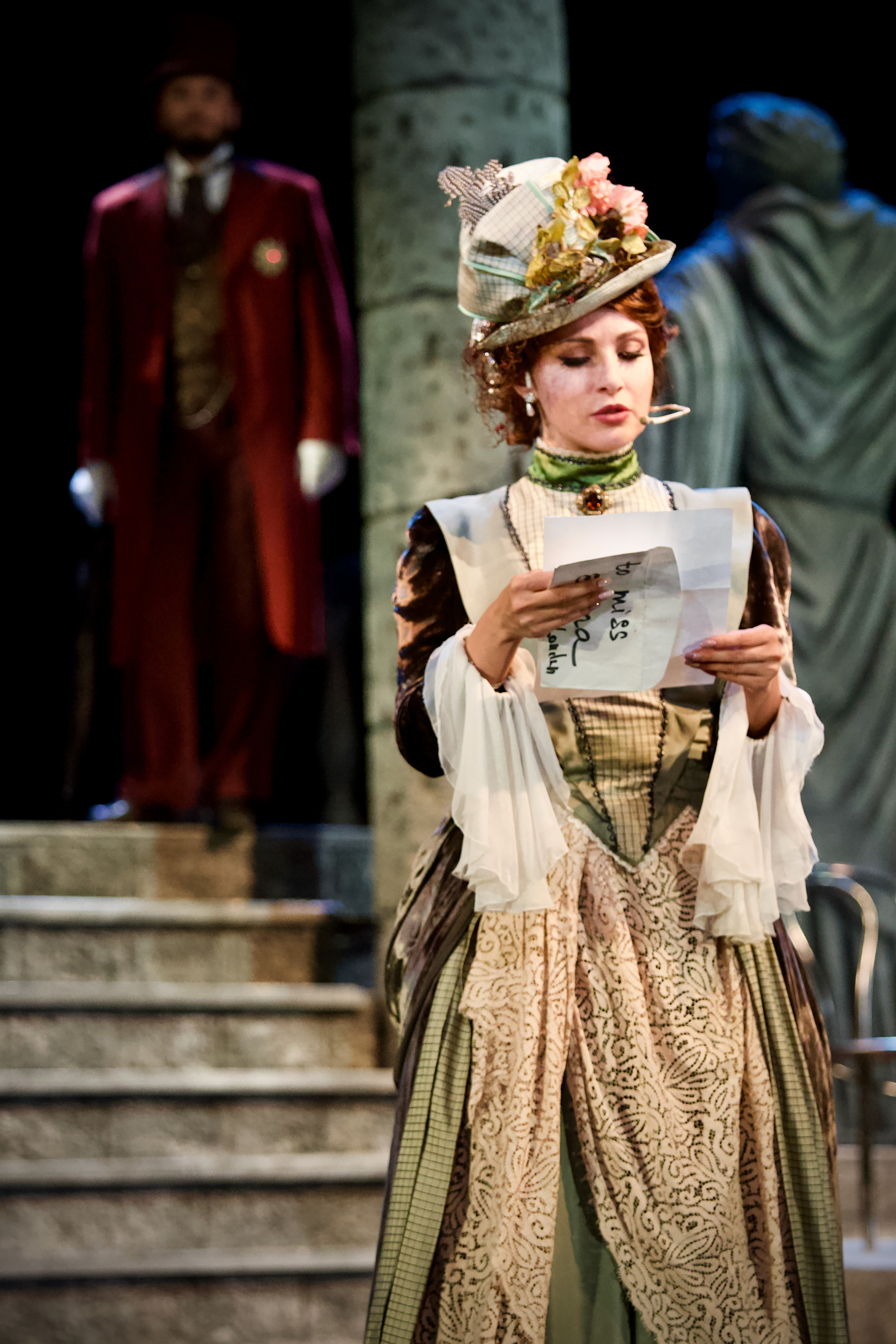 Театр Моссовета — Странная история доктора Джекила и мистера Хайда. Сайт фотографа Сергея Абрамова