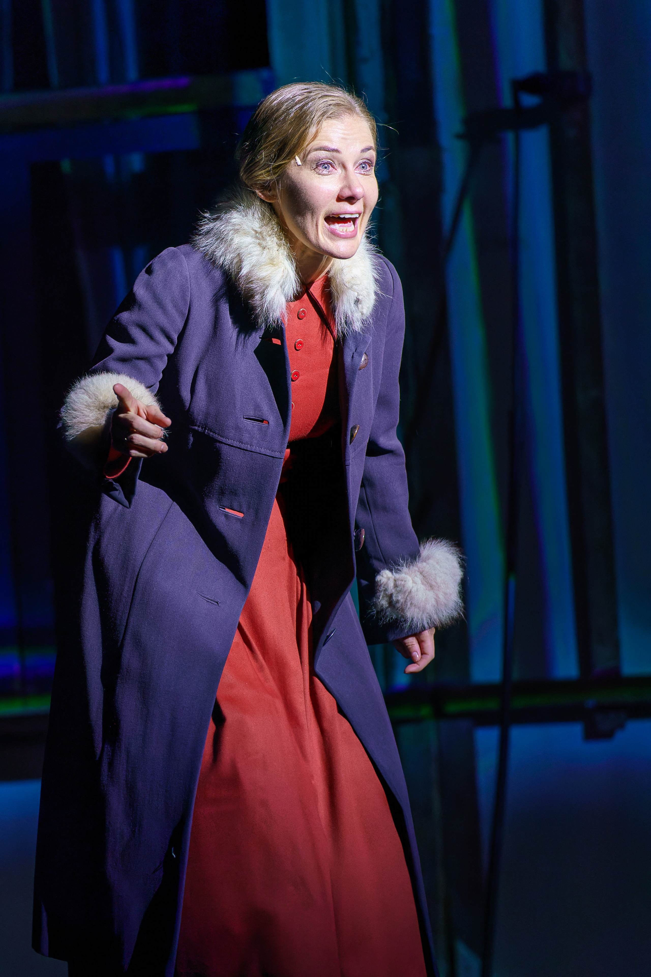 МХАТ Горького: Розовое платье Пресс показ 7 октября 2021 года. Сайт фотографа Сергея Абрамова