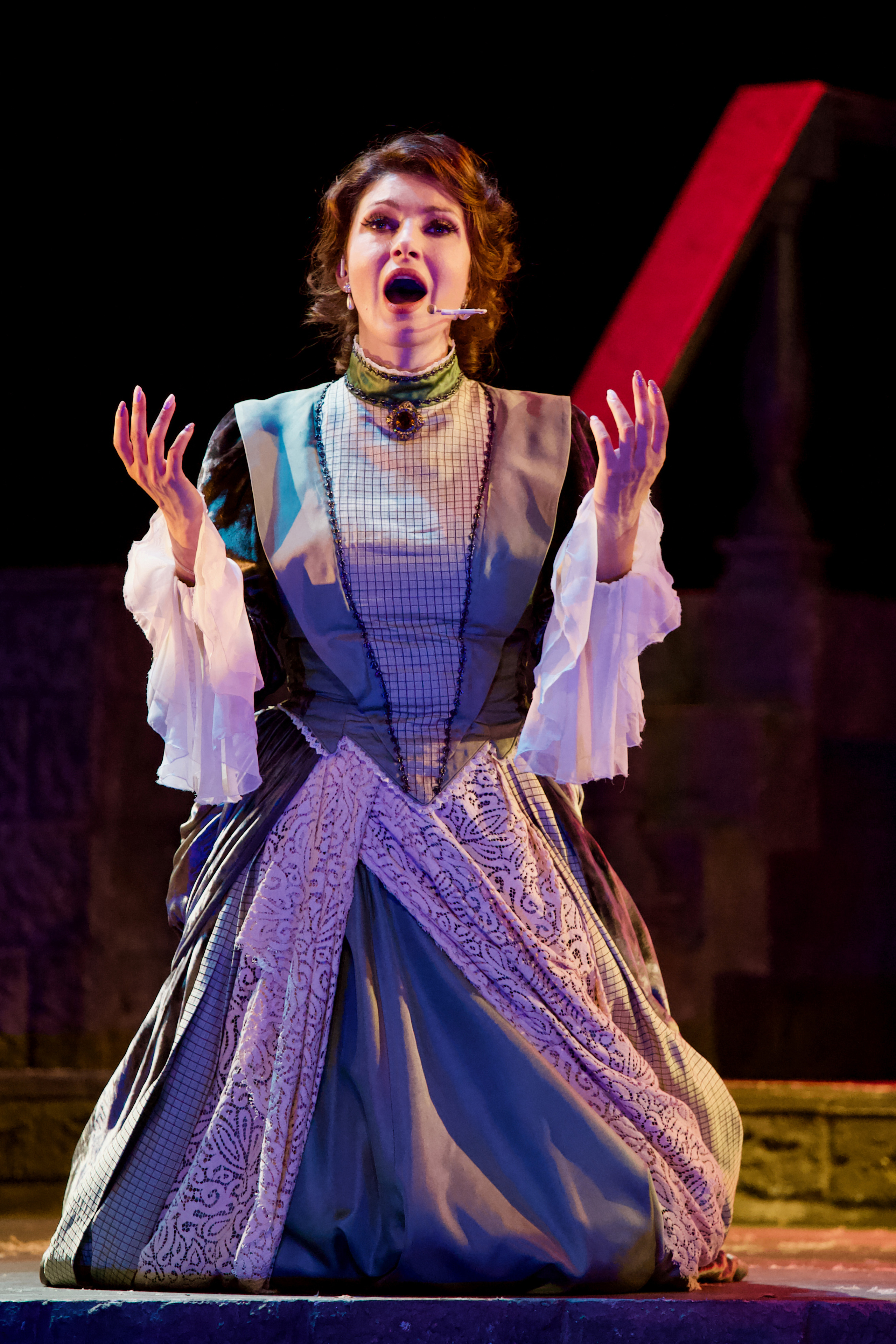 Театр Моссовета — Странная история доктора Джекила и мистера Хайда. Сайт фотографа Сергея Абрамова