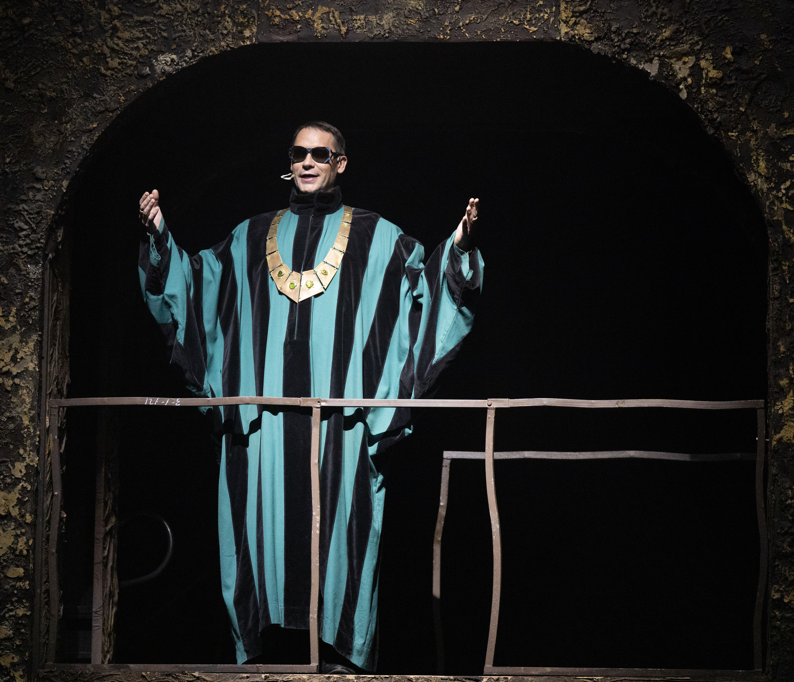 Театр Моссовета: Иисус Христос — Супервезда: 30 лет на сцене. Сайт фотографа Сергея Абрамова