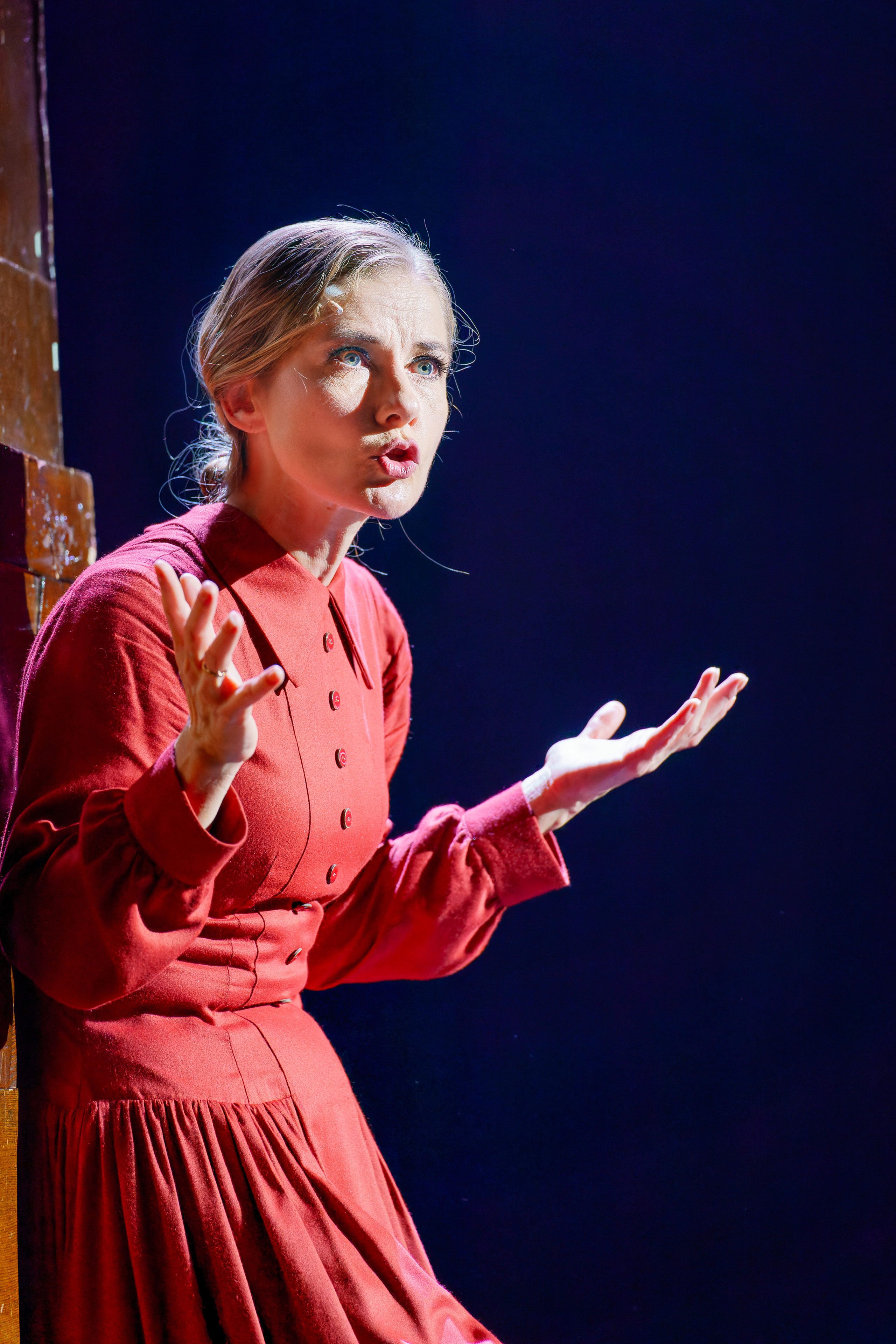 МХАТ Горького: Розовое платье Пресс показ 7 октября 2021 года. Сайт фотографа Сергея Абрамова