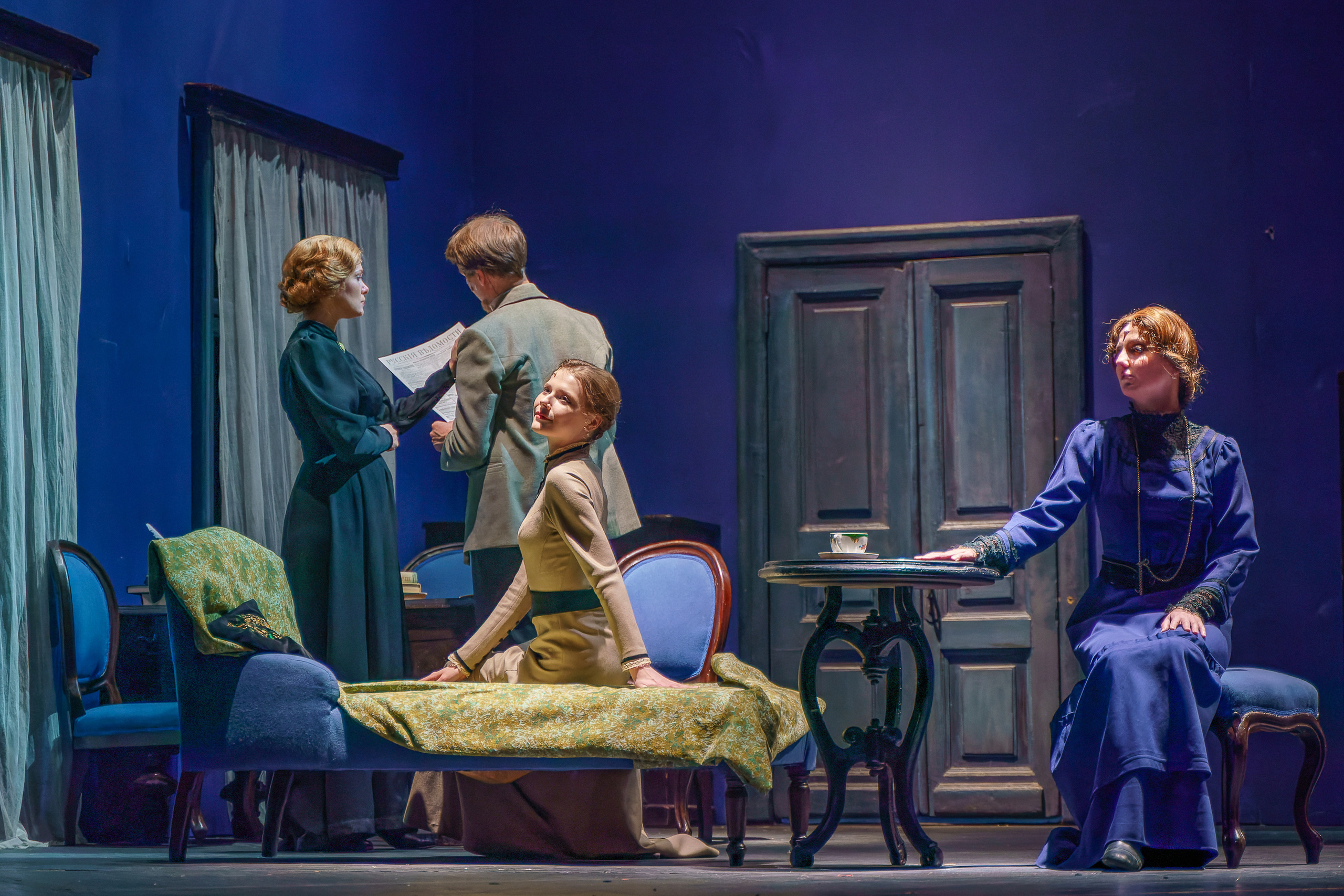 МХАТ Горького: Розовое платье Пресс показ 7 октября 2021 года. Сайт фотографа Сергея Абрамова